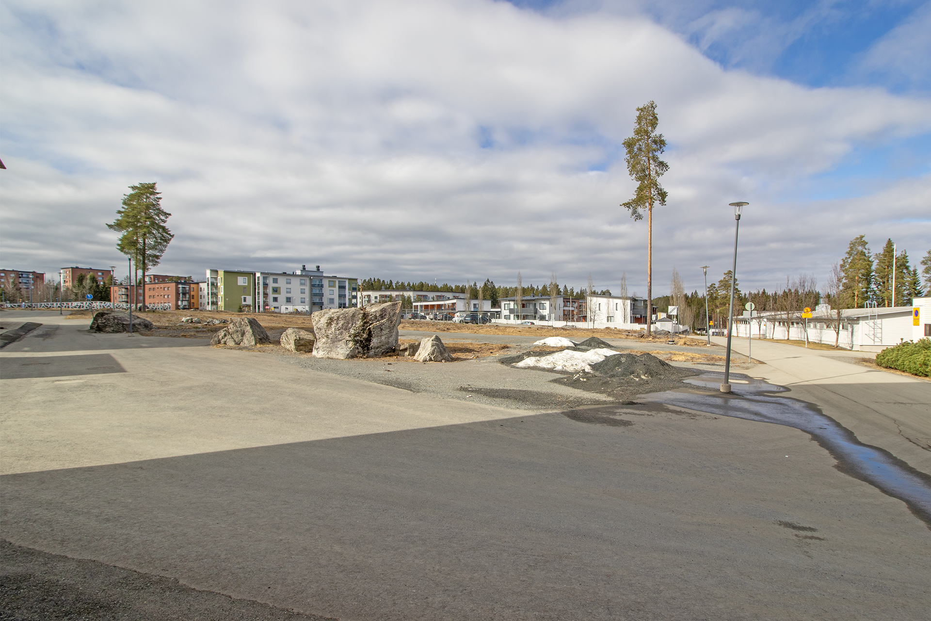 Messuportinkatu 8, Lehtoniemi, Kuopio