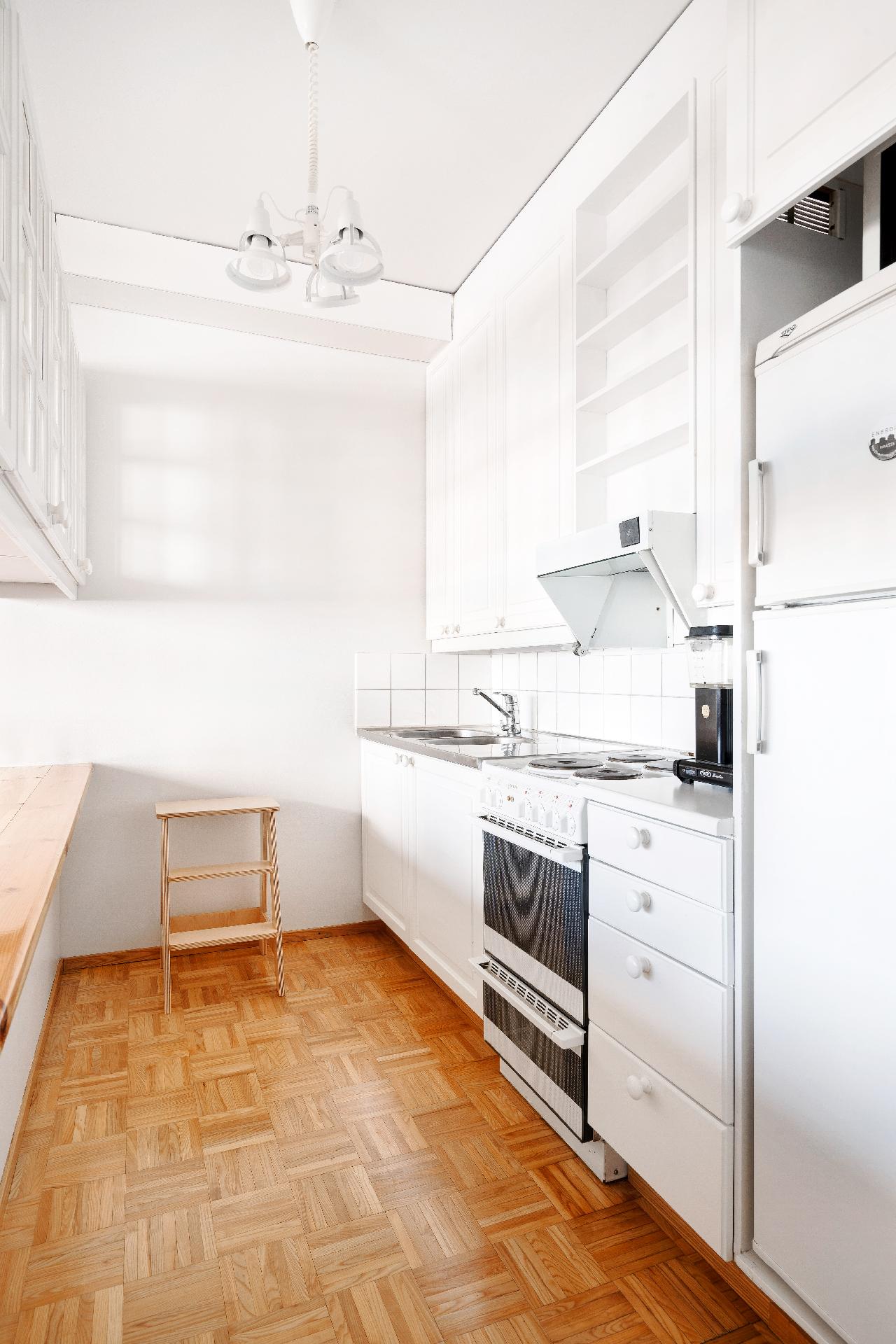 Haapaniemenkatu 12, Merihaka, Helsinki