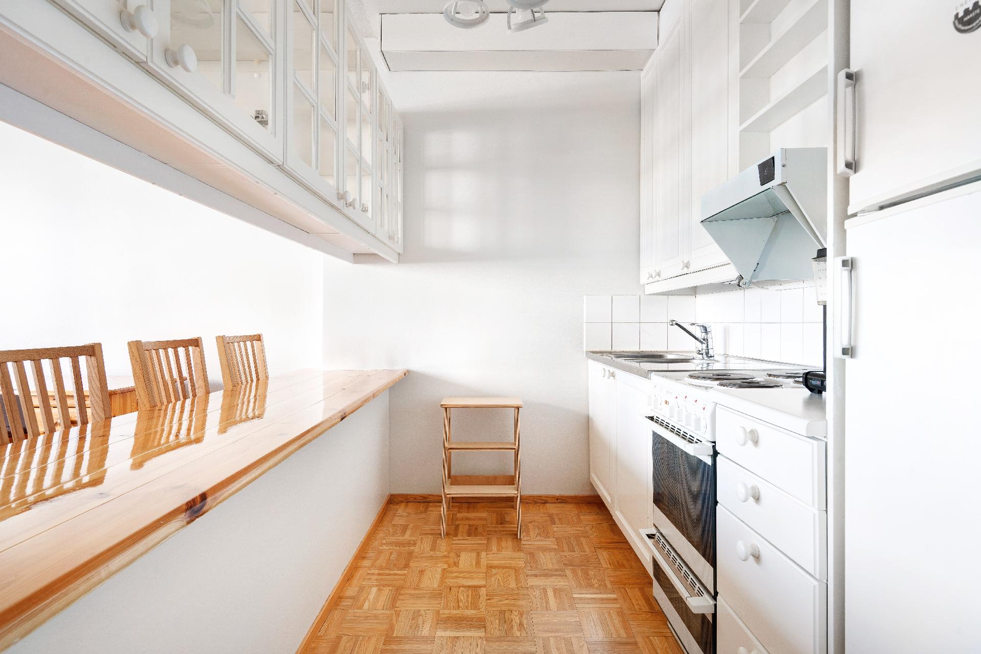 Haapaniemenkatu 12, Merihaka, Helsinki