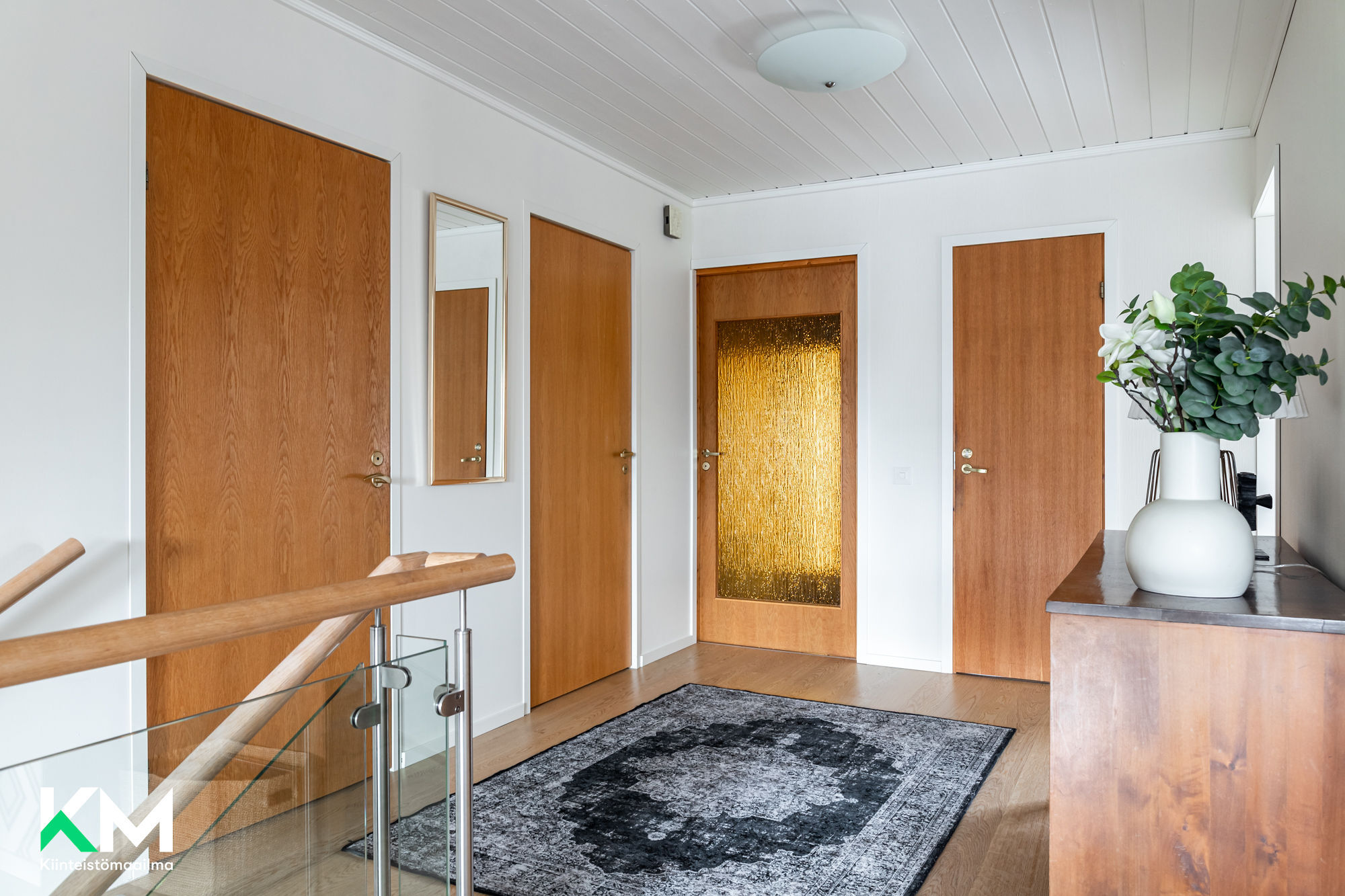 yläkerta aula