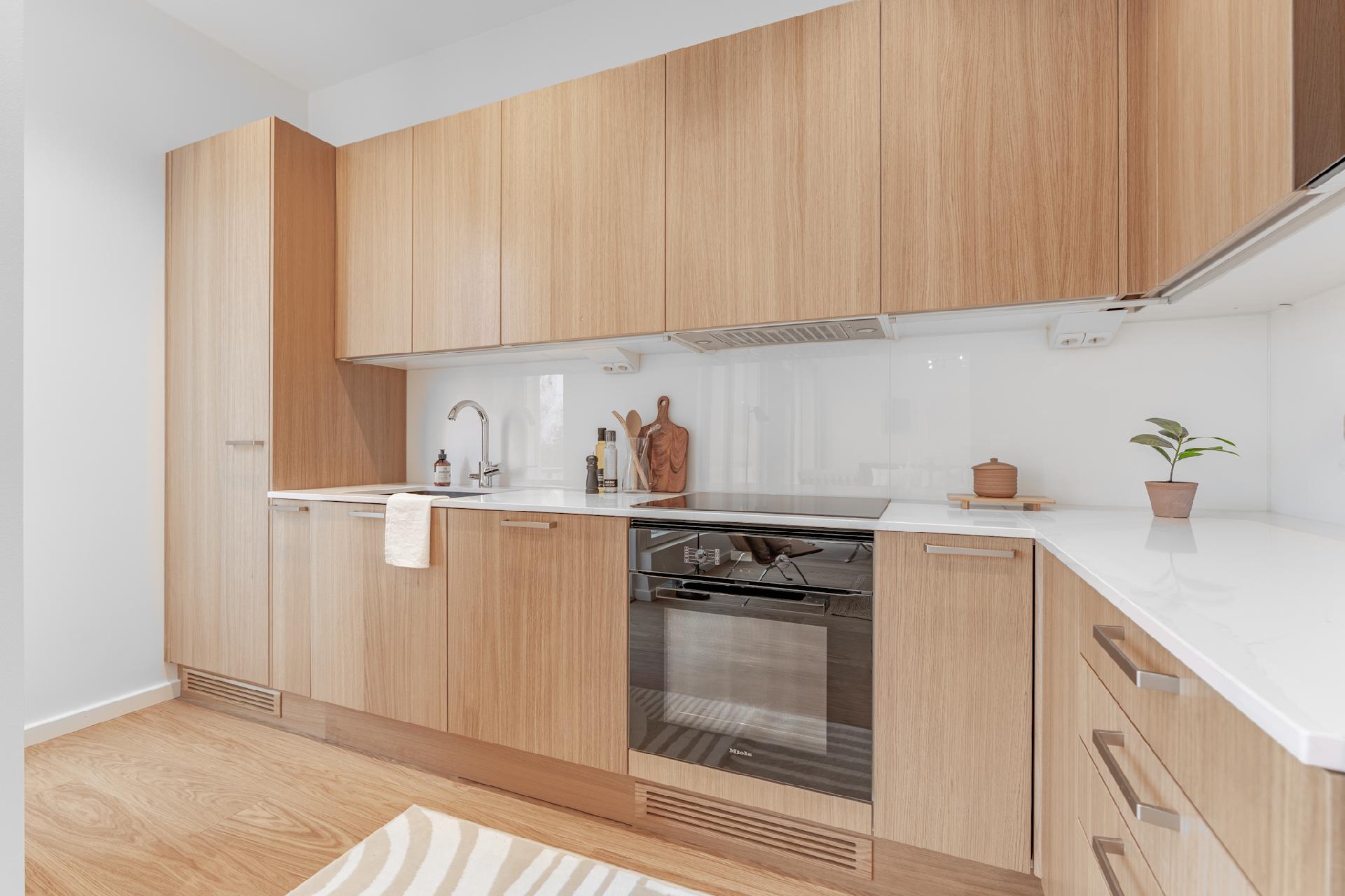 Katajaharjuntie 2-4, Lauttasaari, Helsinki