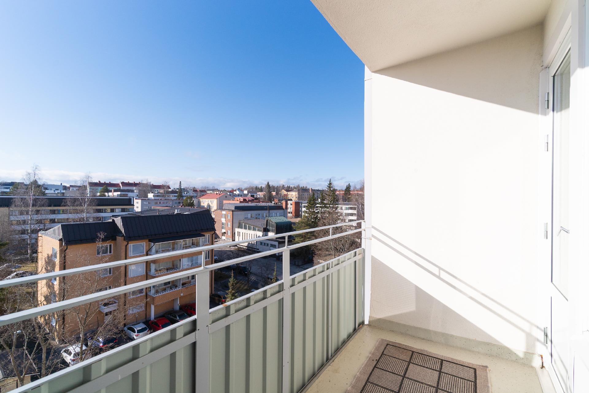 Parvekkeelta upeat näkymät