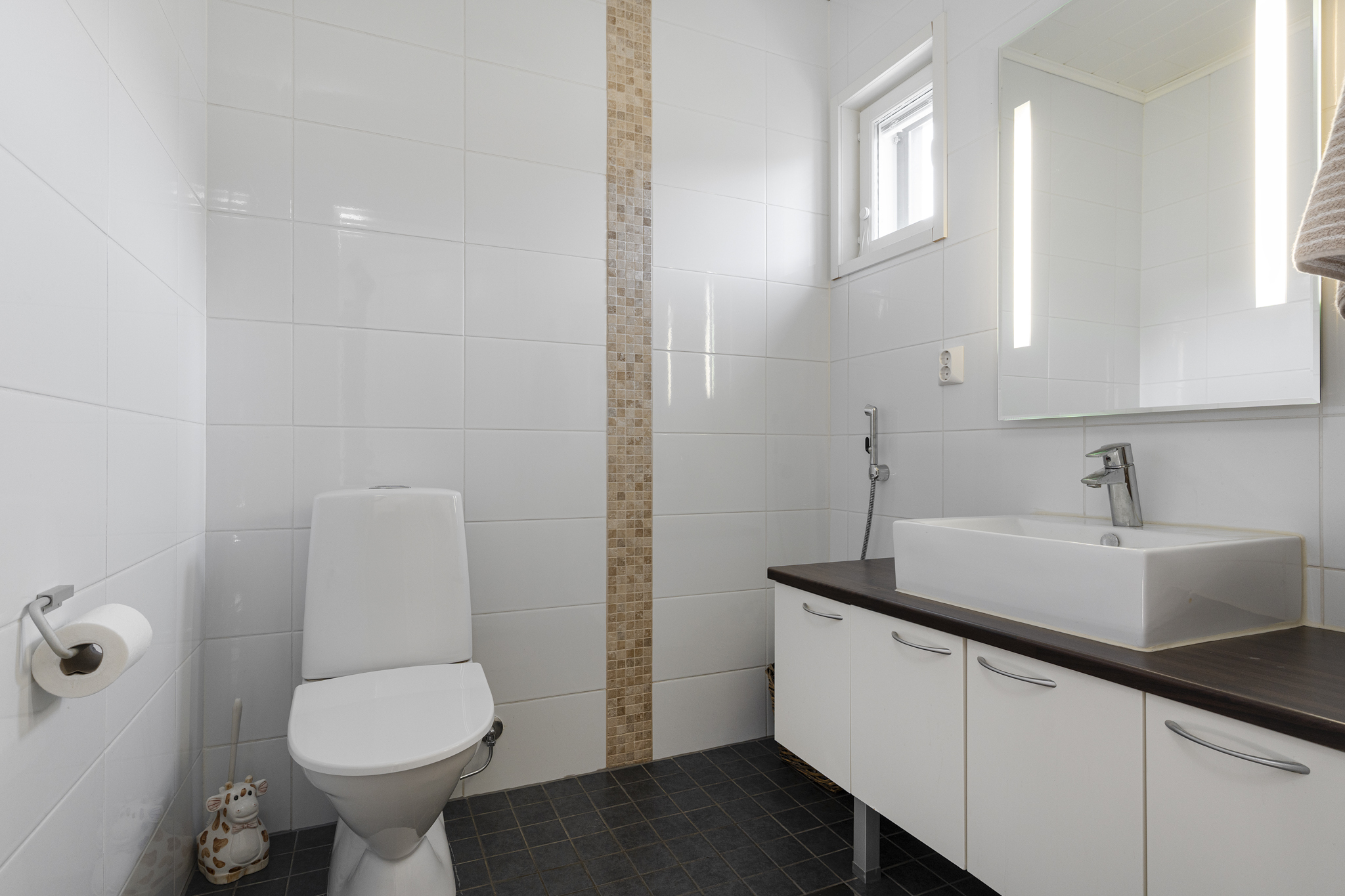 alakerran wc-tila