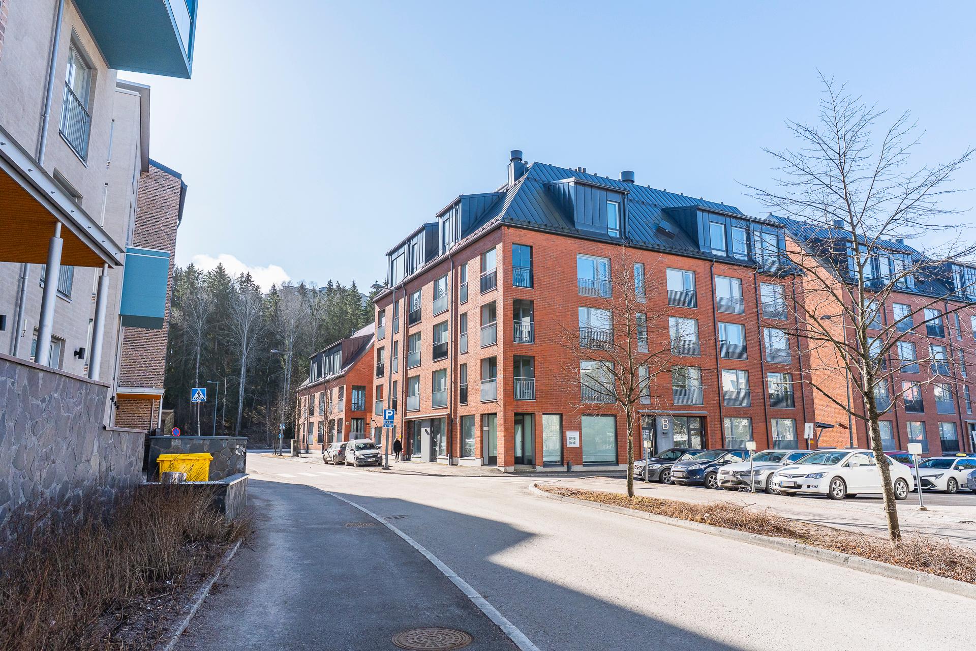 Reviisorinkatu 10, Espoon Keskus, Espoo