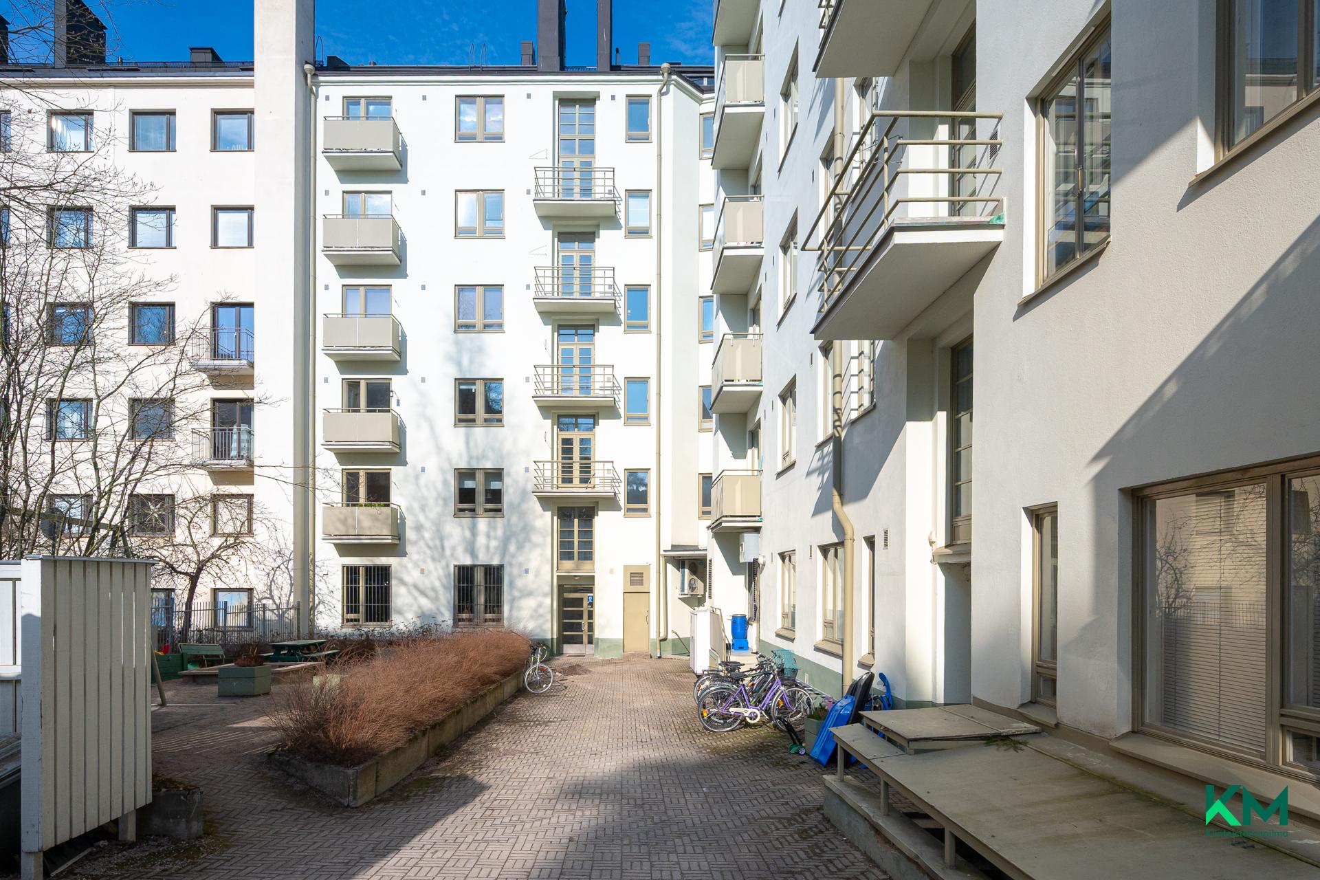 Munkkiniemen puistotie 16, Munkkiniemi, Helsinki