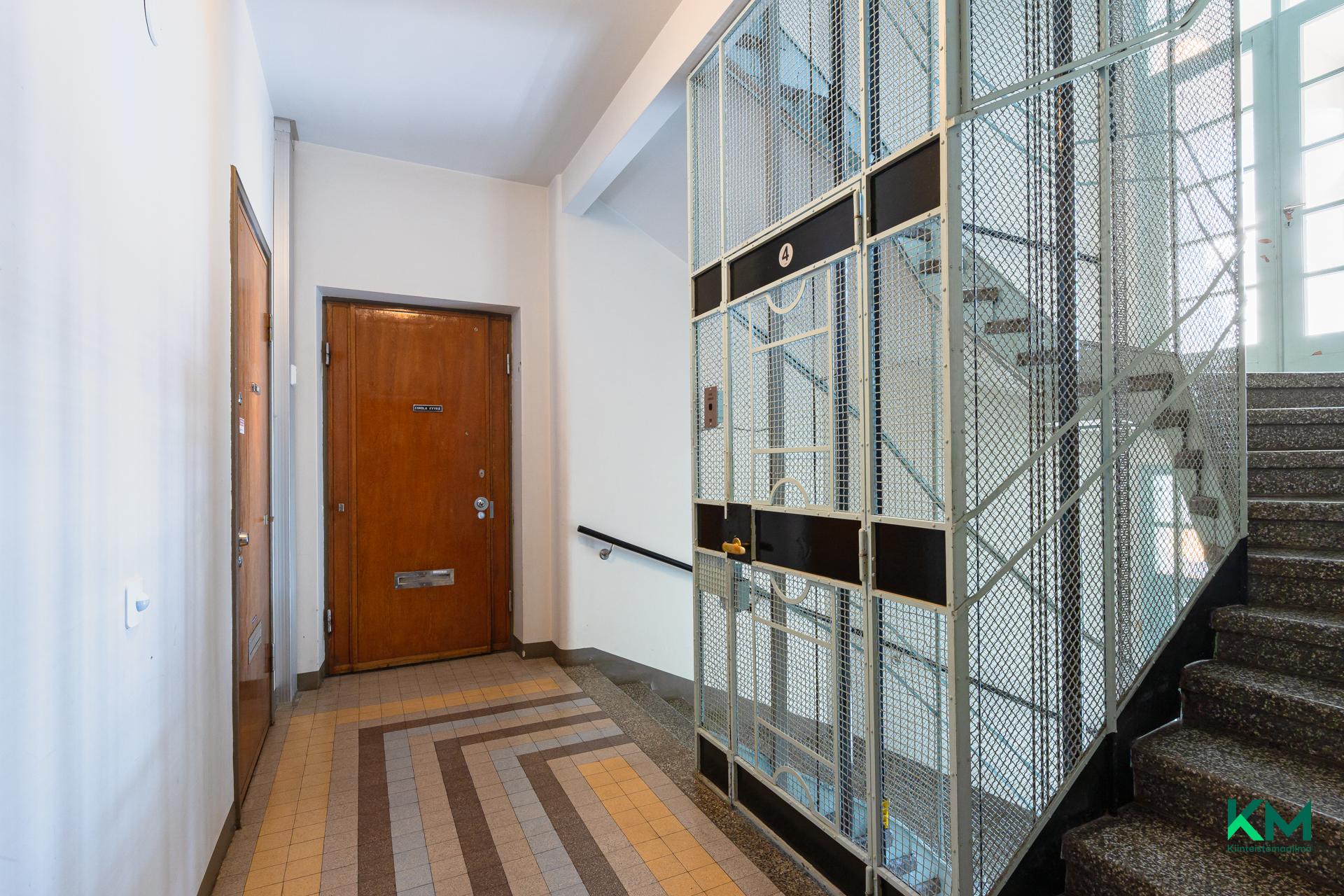 Munkkiniemen puistotie 16, Munkkiniemi, Helsinki