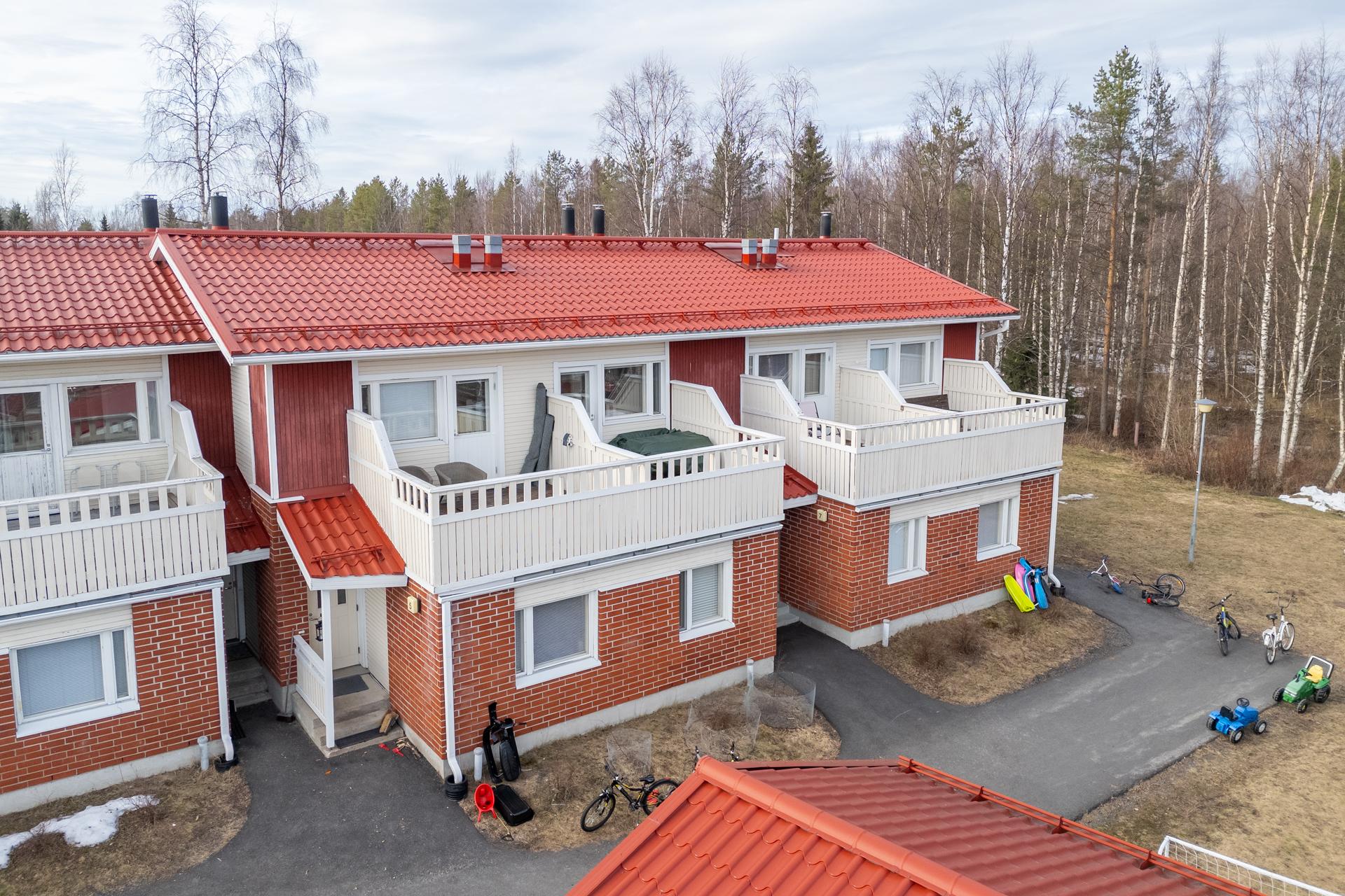 Pellikanpolku 3, Iinatti, Oulu