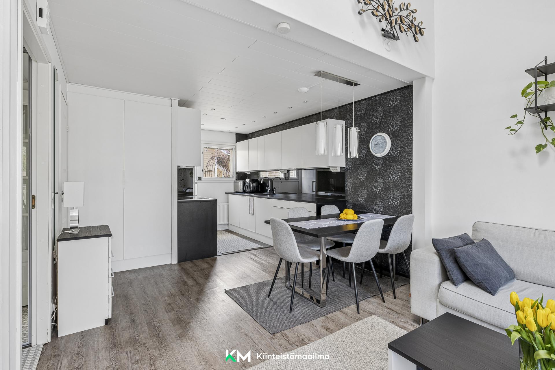 Huhtakoukku 21, Latokaski, Espoo