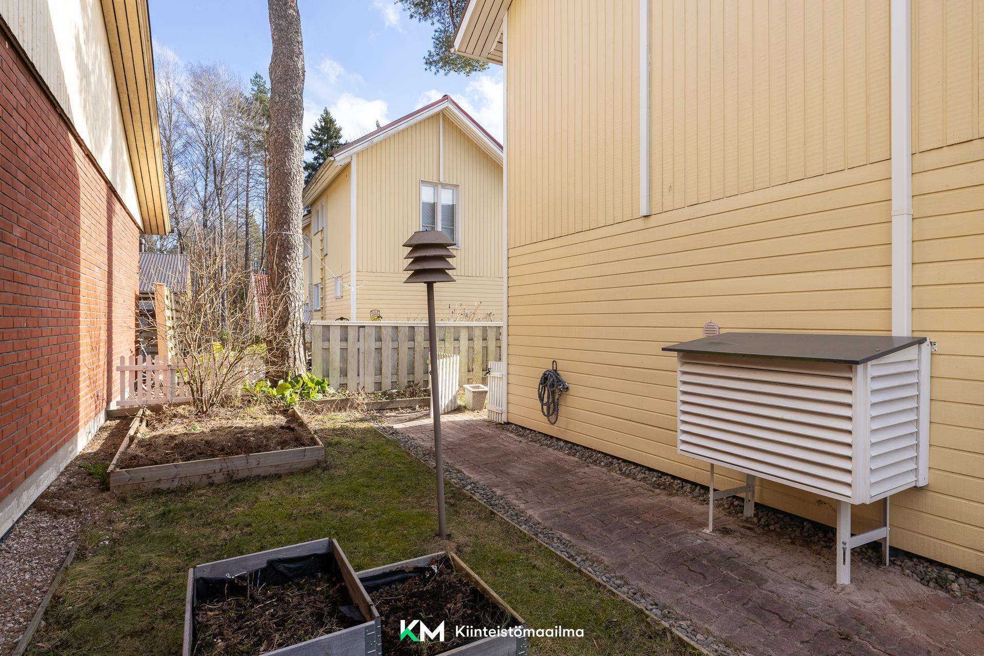 Huhtakoukku 21, Latokaski, Espoo