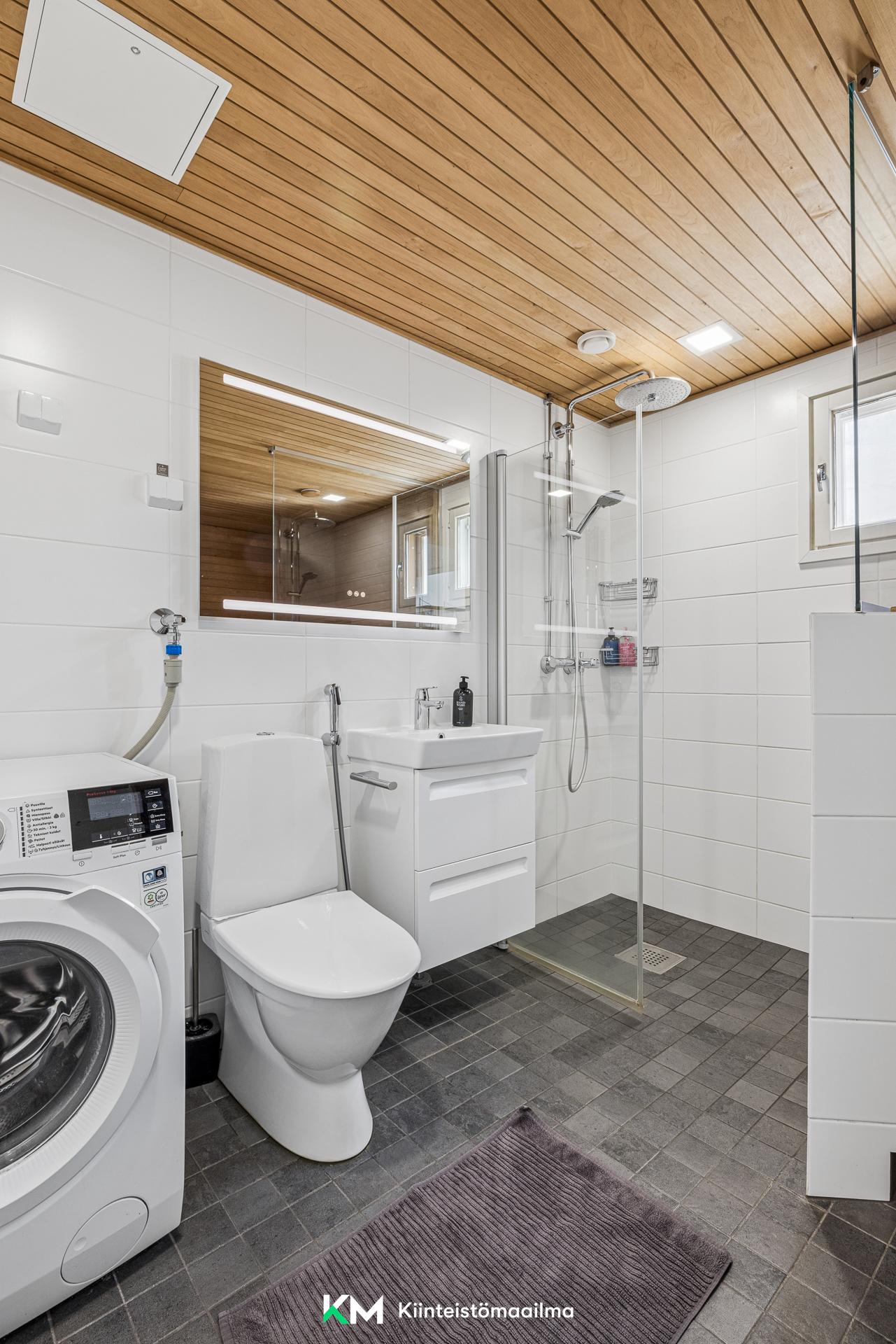 Huhtakoukku 21, Latokaski, Espoo