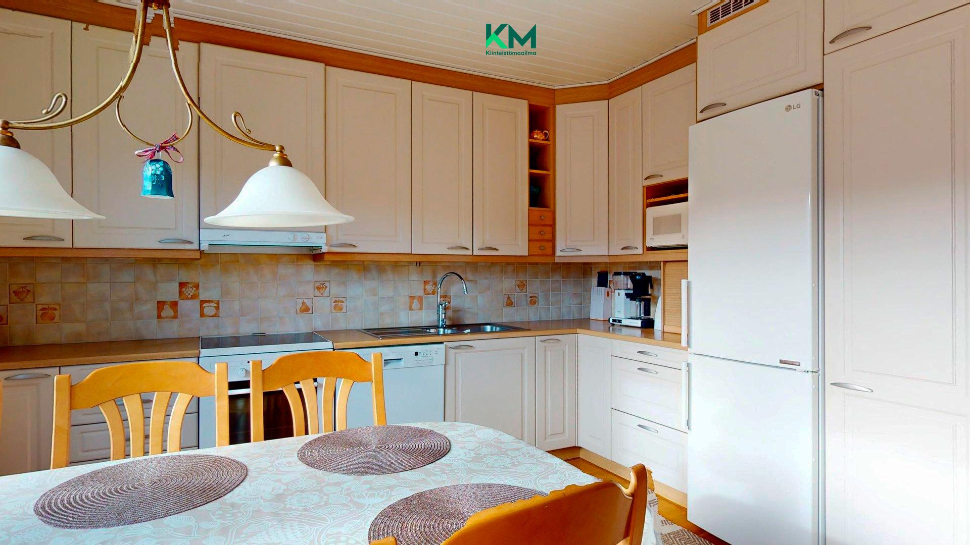 Myrskylinnuntie 15, Teeriniemi, Vaasa