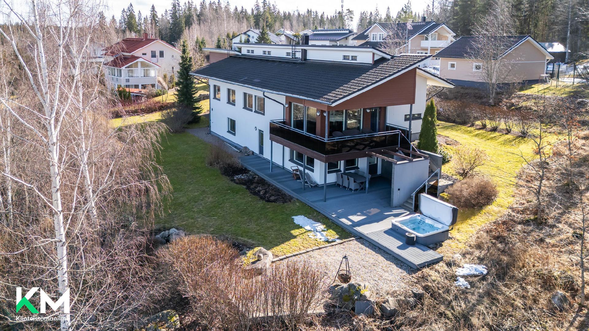 Kulonpalontie 13, Kukkila, Hollola