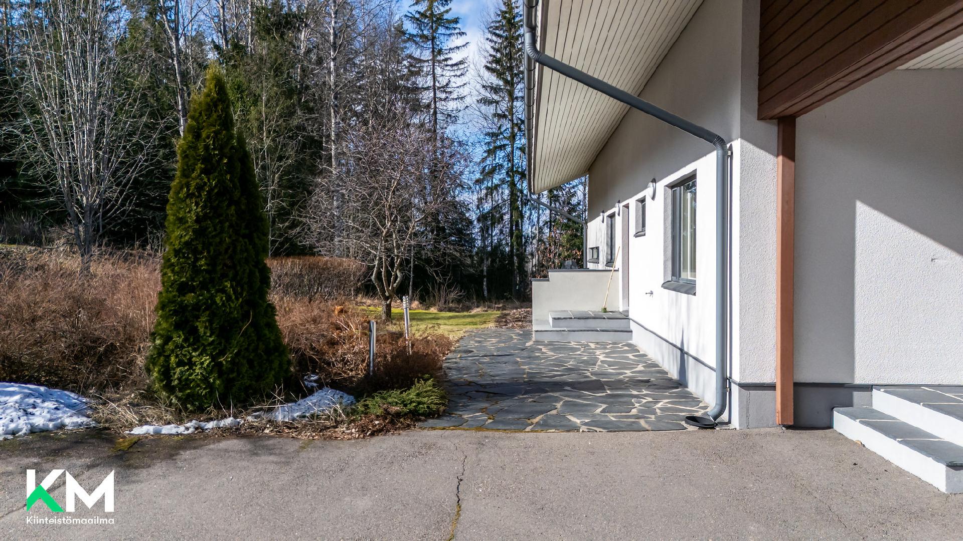 Kulonpalontie 13, Kukkila, Hollola