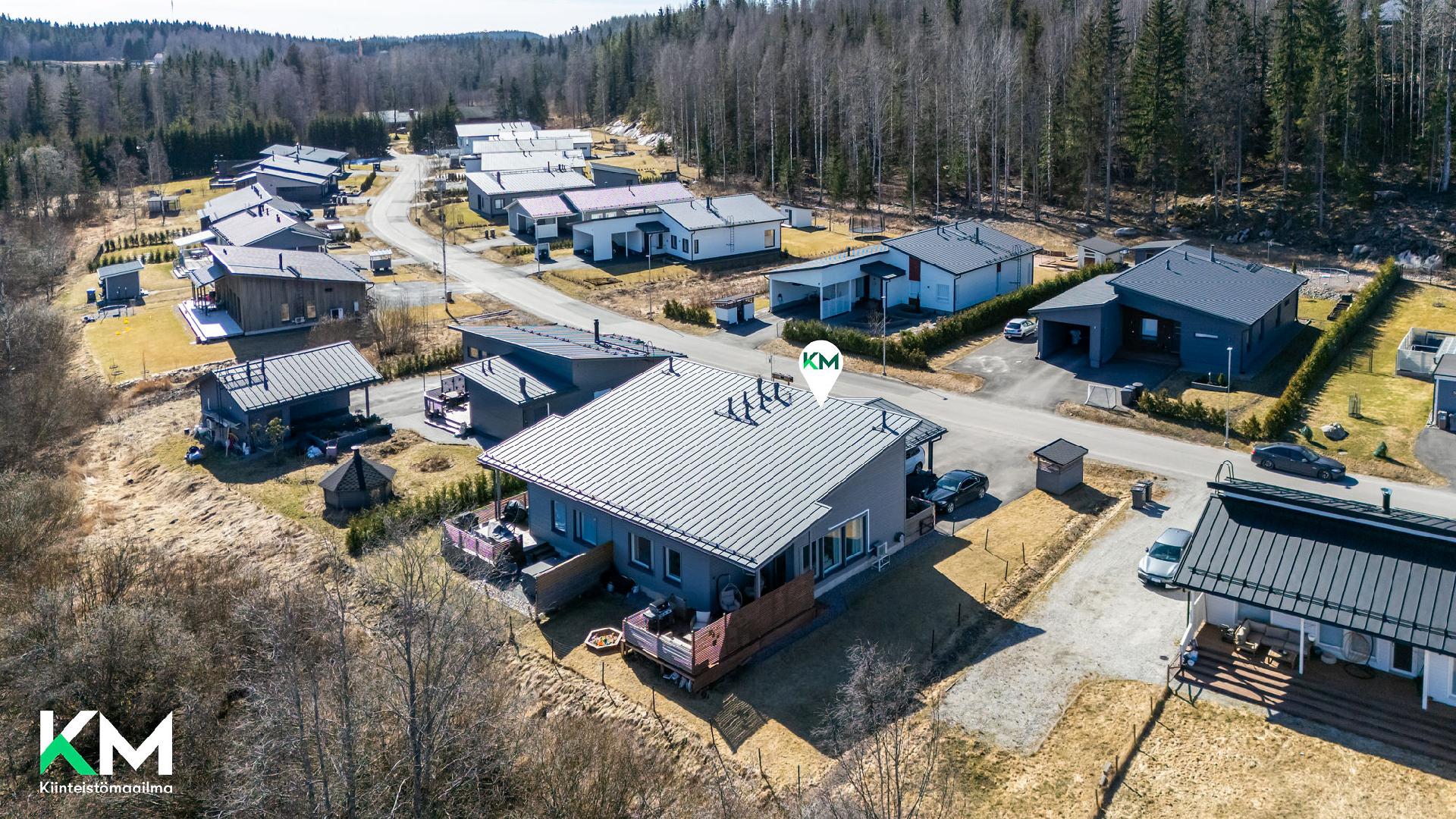 Esa-äijäntie 6, Perhoslehto, Hollola