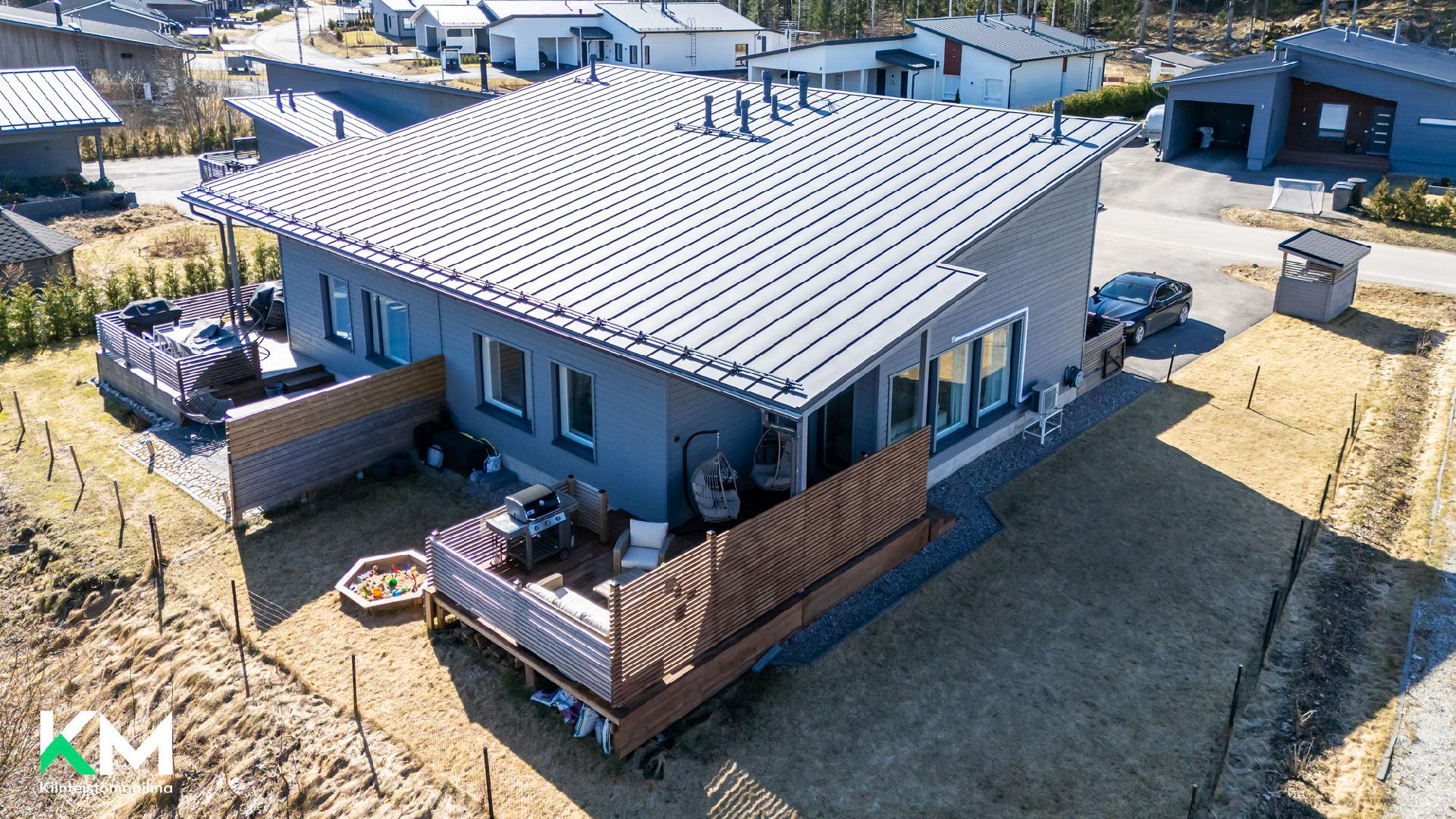 Esa-äijäntie 6, Perhoslehto, Hollola