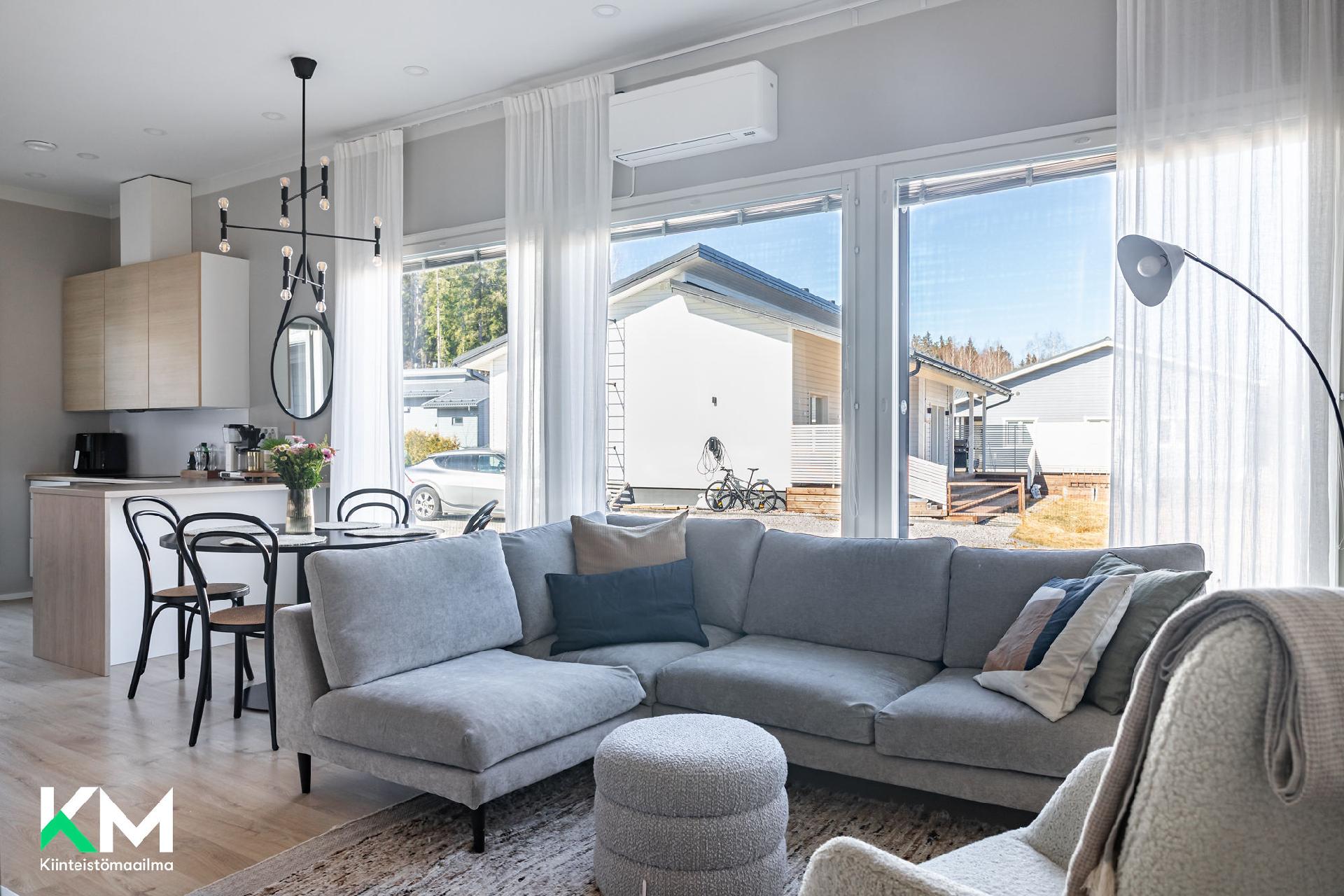 Esa-äijäntie 6, Perhoslehto, Hollola