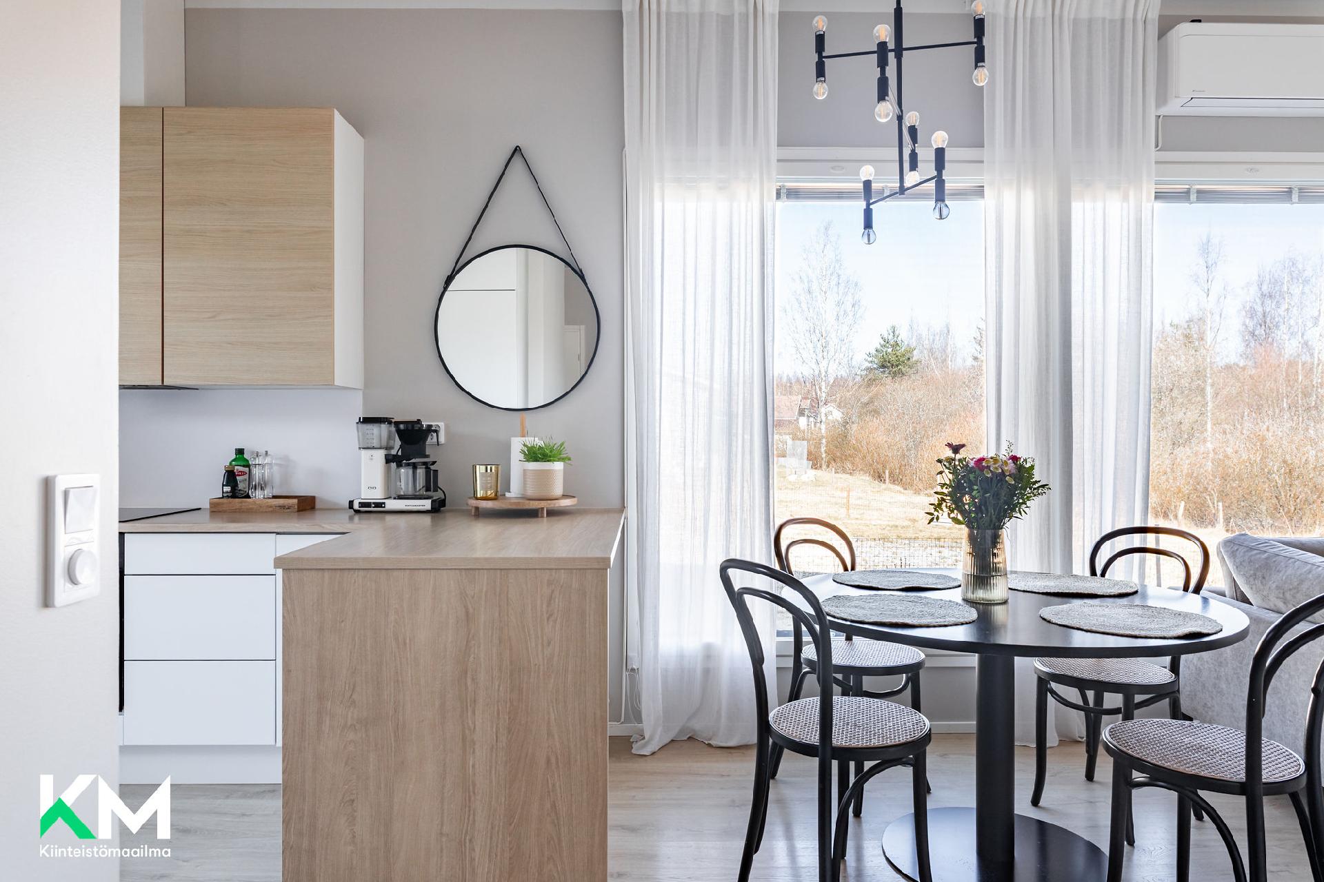 Esa-äijäntie 6, Perhoslehto, Hollola