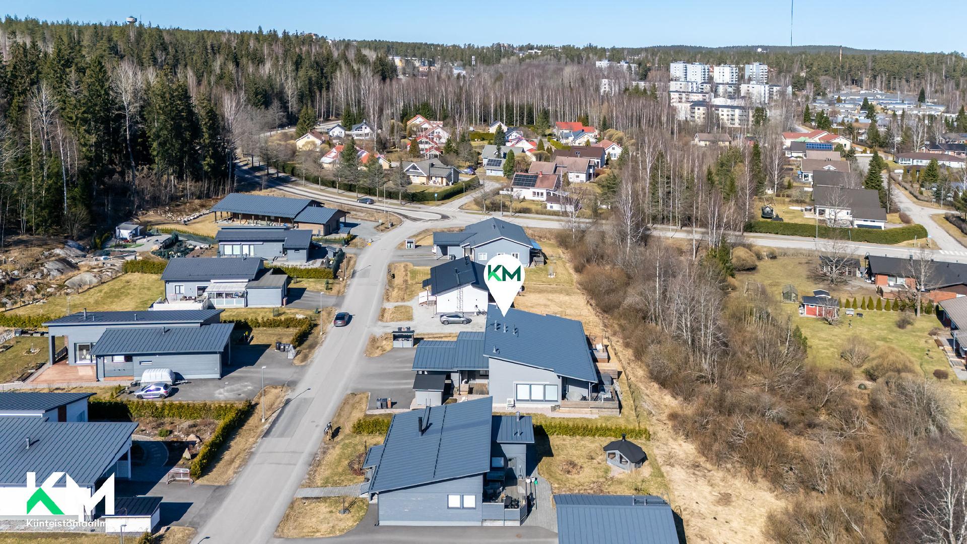 Esa-äijäntie 6, Perhoslehto, Hollola