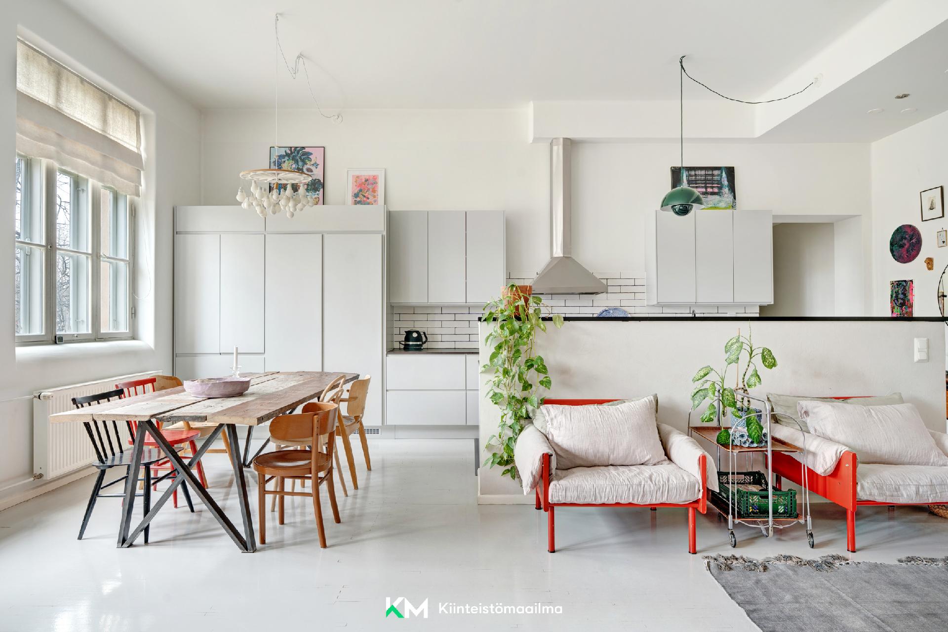 Moderni yhdistyy saumattomasti vanhaan.