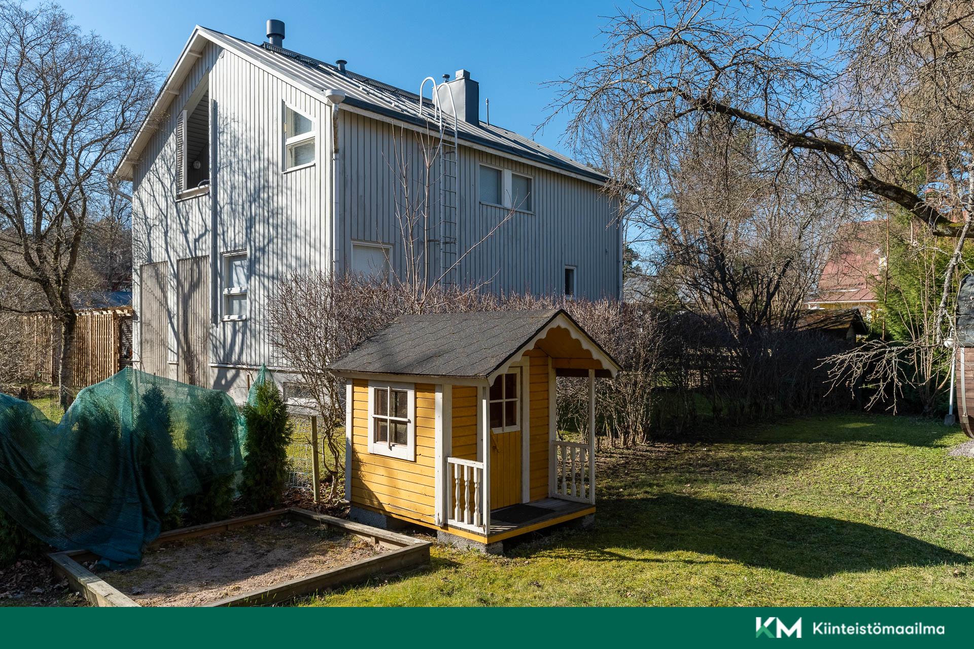 Päivöläntie 62, Tapanila, Helsinki