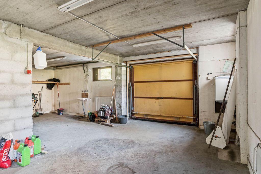 Tallitilaa kellarissa