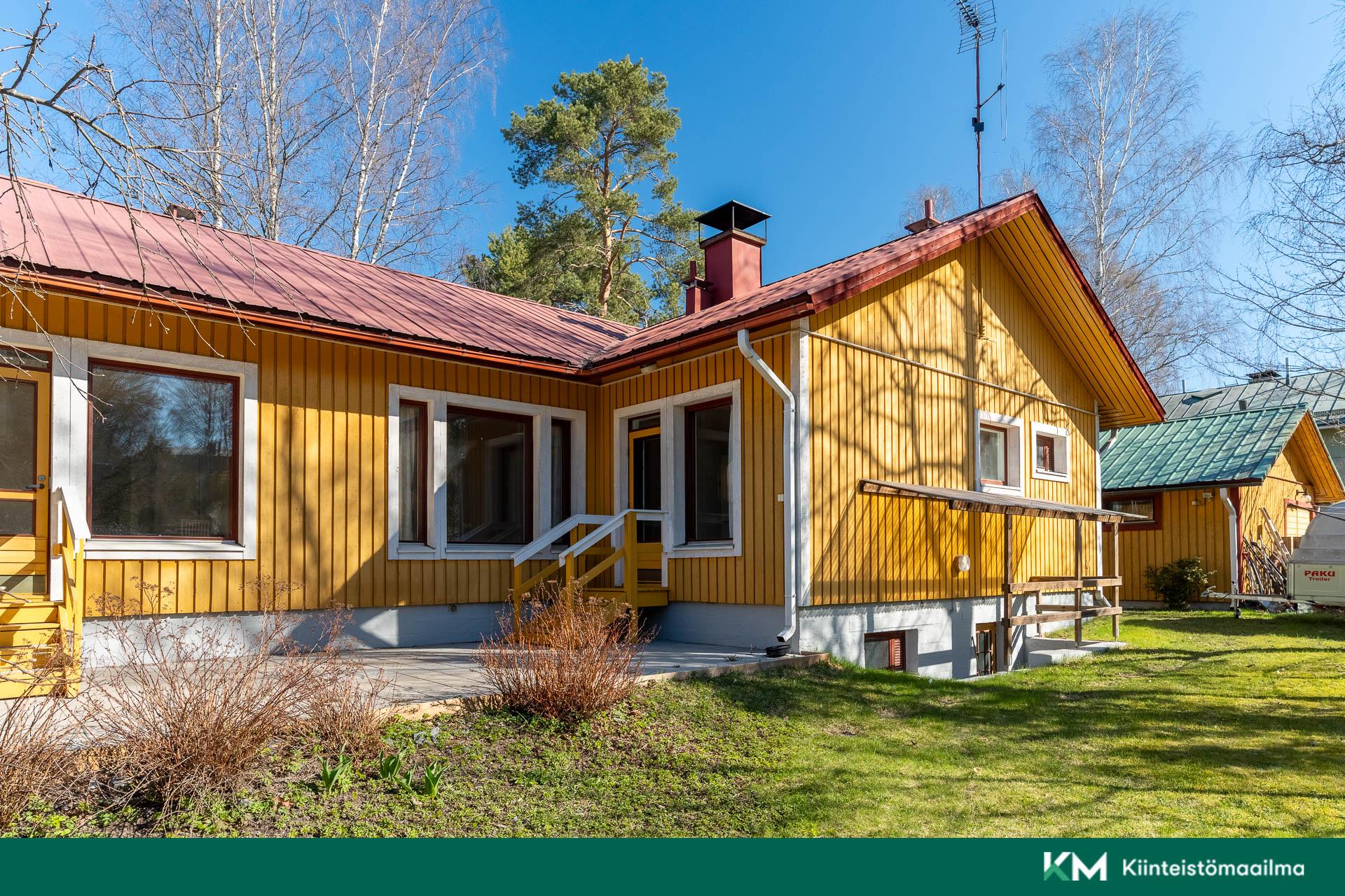 Päivöläntie 62, Tapanila, Helsinki