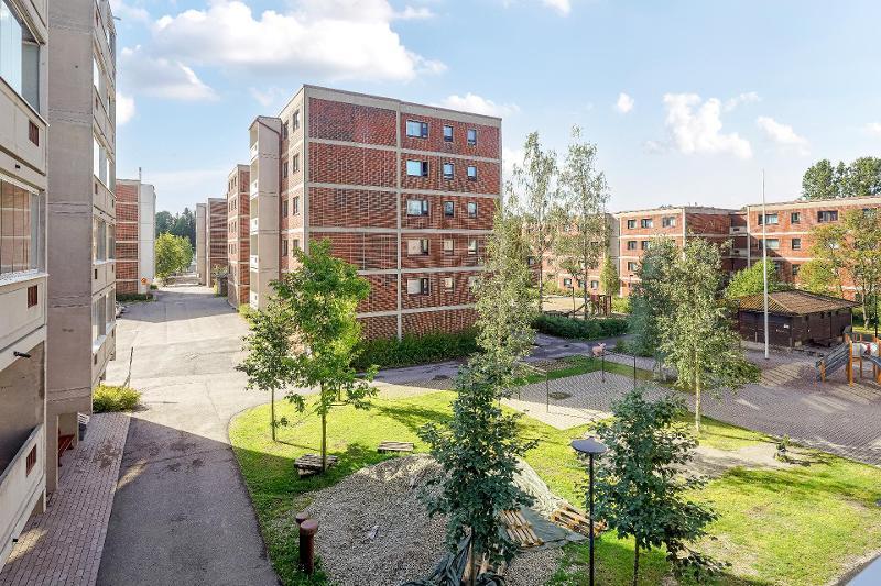 Pekanraitti 4, Malmi, Helsinki