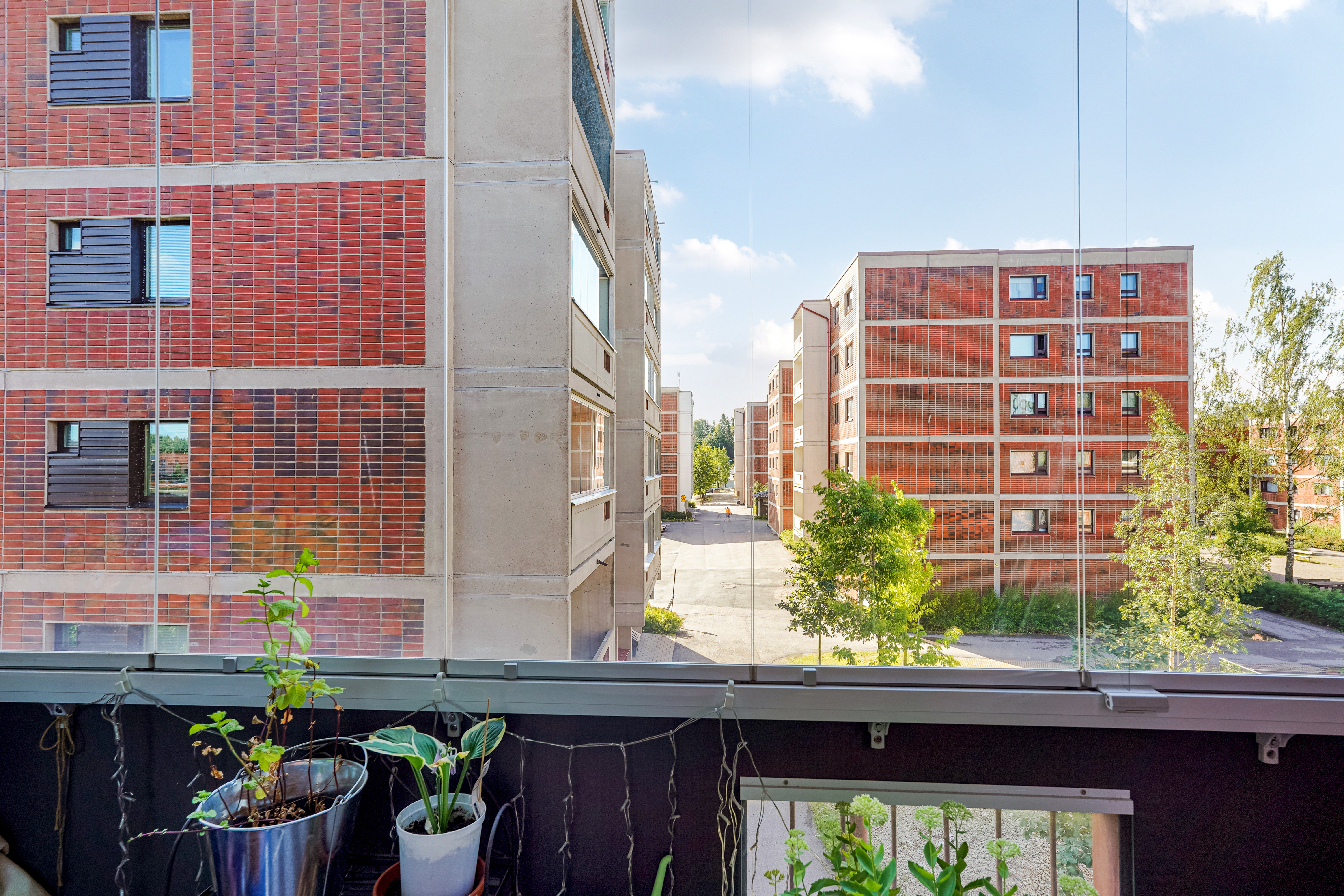 Pekanraitti 4, Malmi, Helsinki