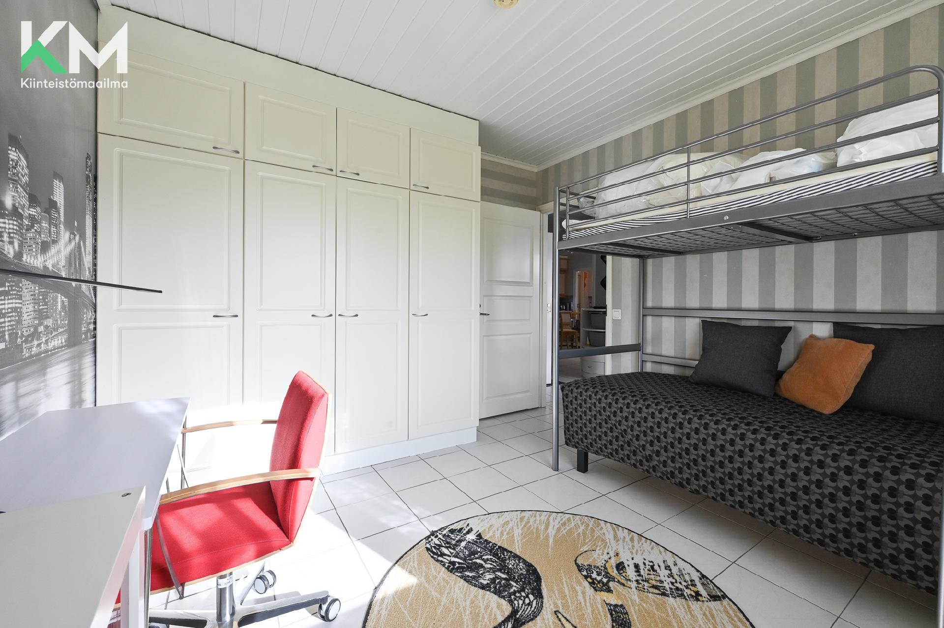 Tuulentuvantie 4, Kurikankylä, Kurikka