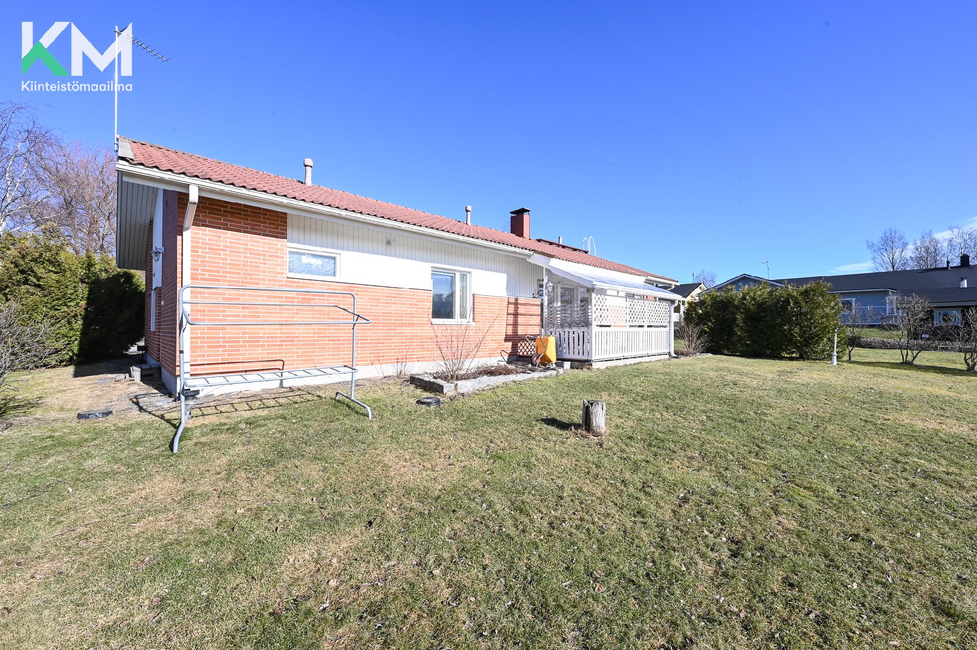 Tuulentuvantie 4, Kurikankylä, Kurikka