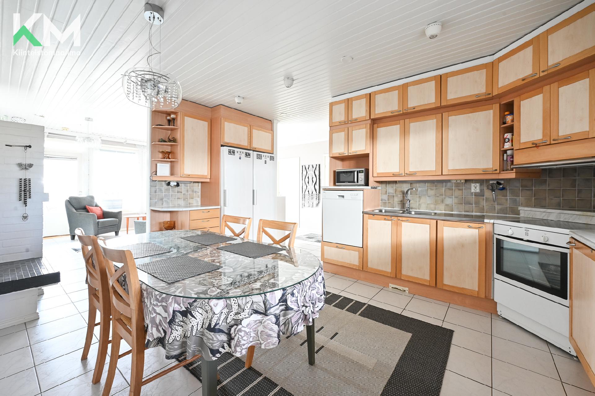 Tuulentuvantie 4, Kurikankylä, Kurikka