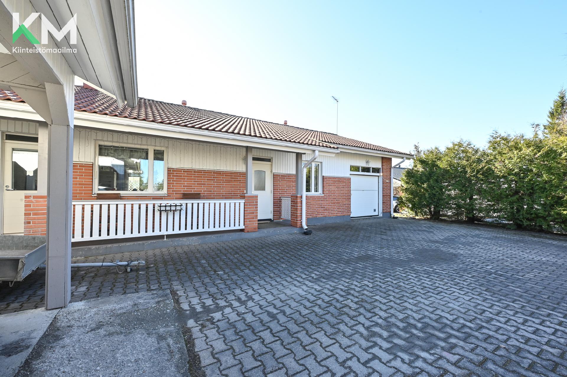 Tuulentuvantie 4, Kurikankylä, Kurikka