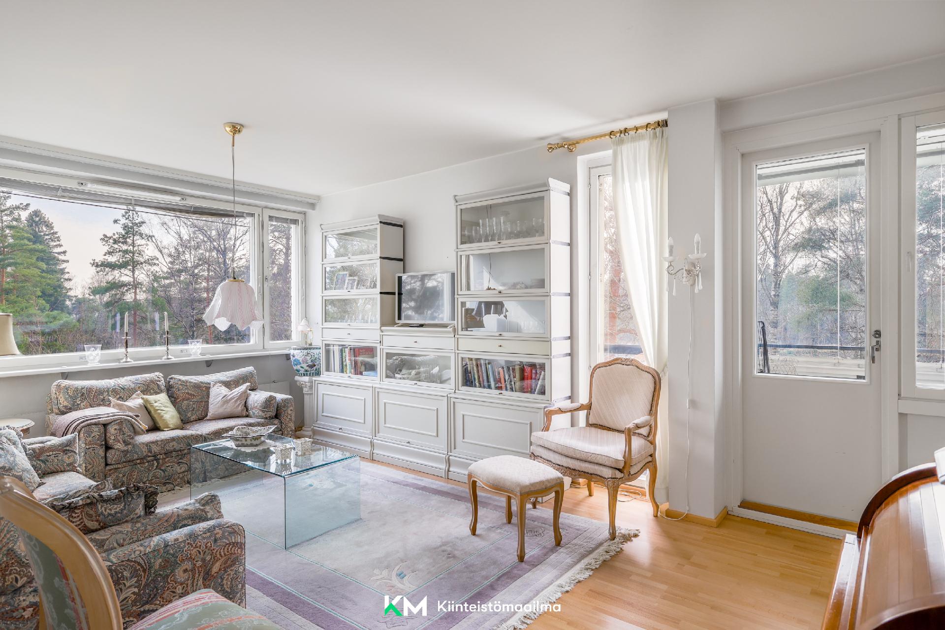 Luuvaniementie 14, Niemenmäki, Helsinki