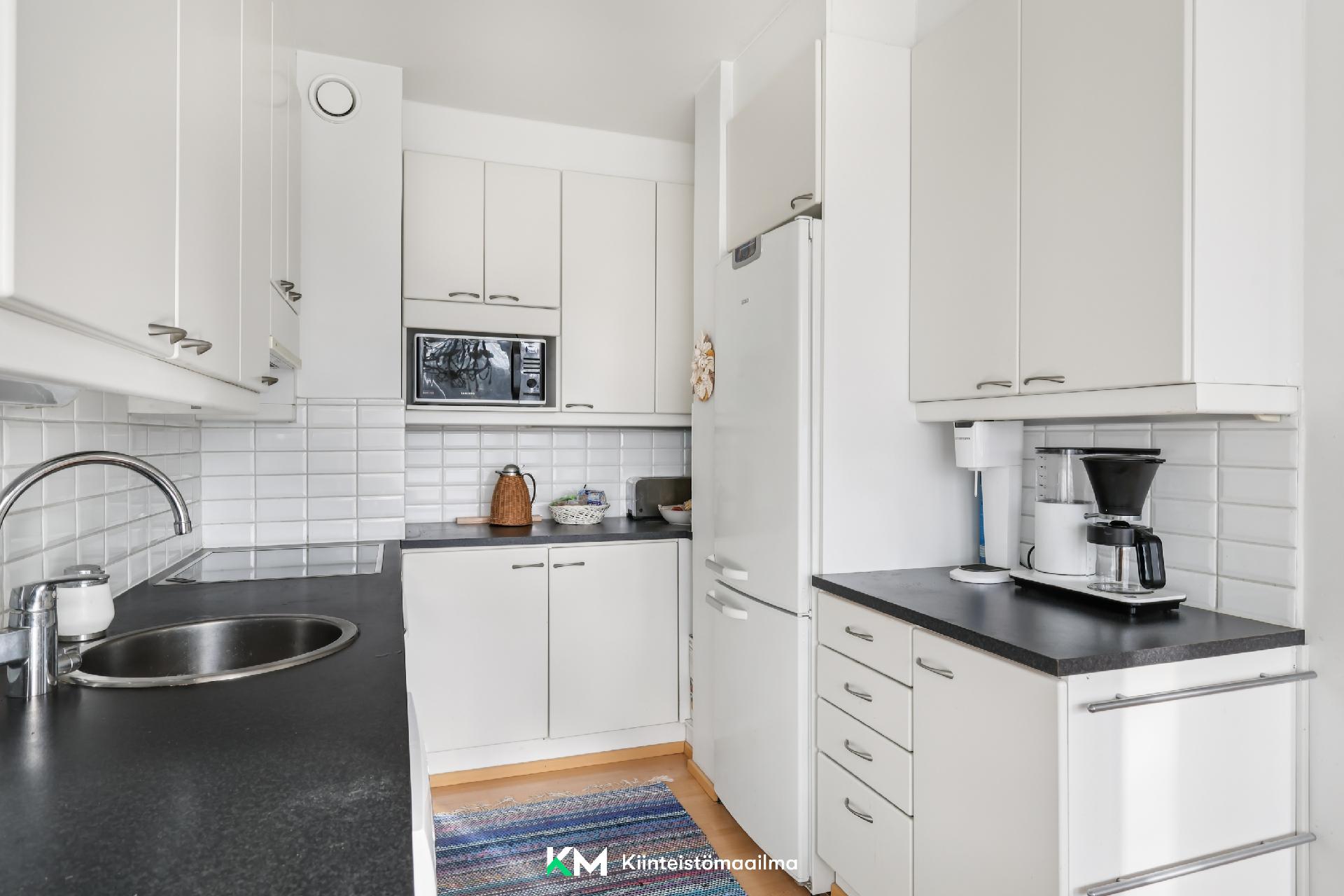 Luuvaniementie 14, Niemenmäki, Helsinki