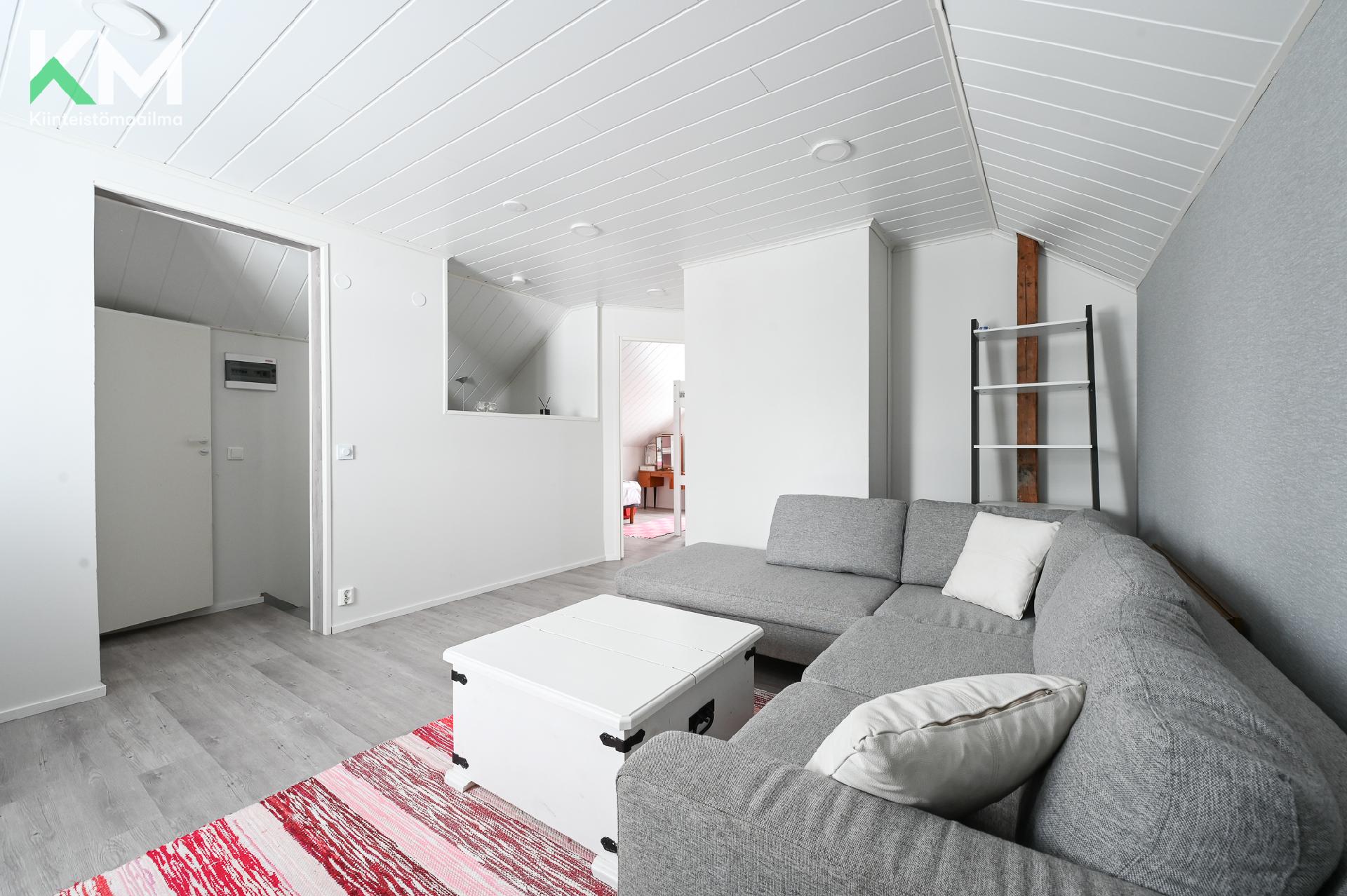 Lipastintie 148, Tuiskula, Kurikka