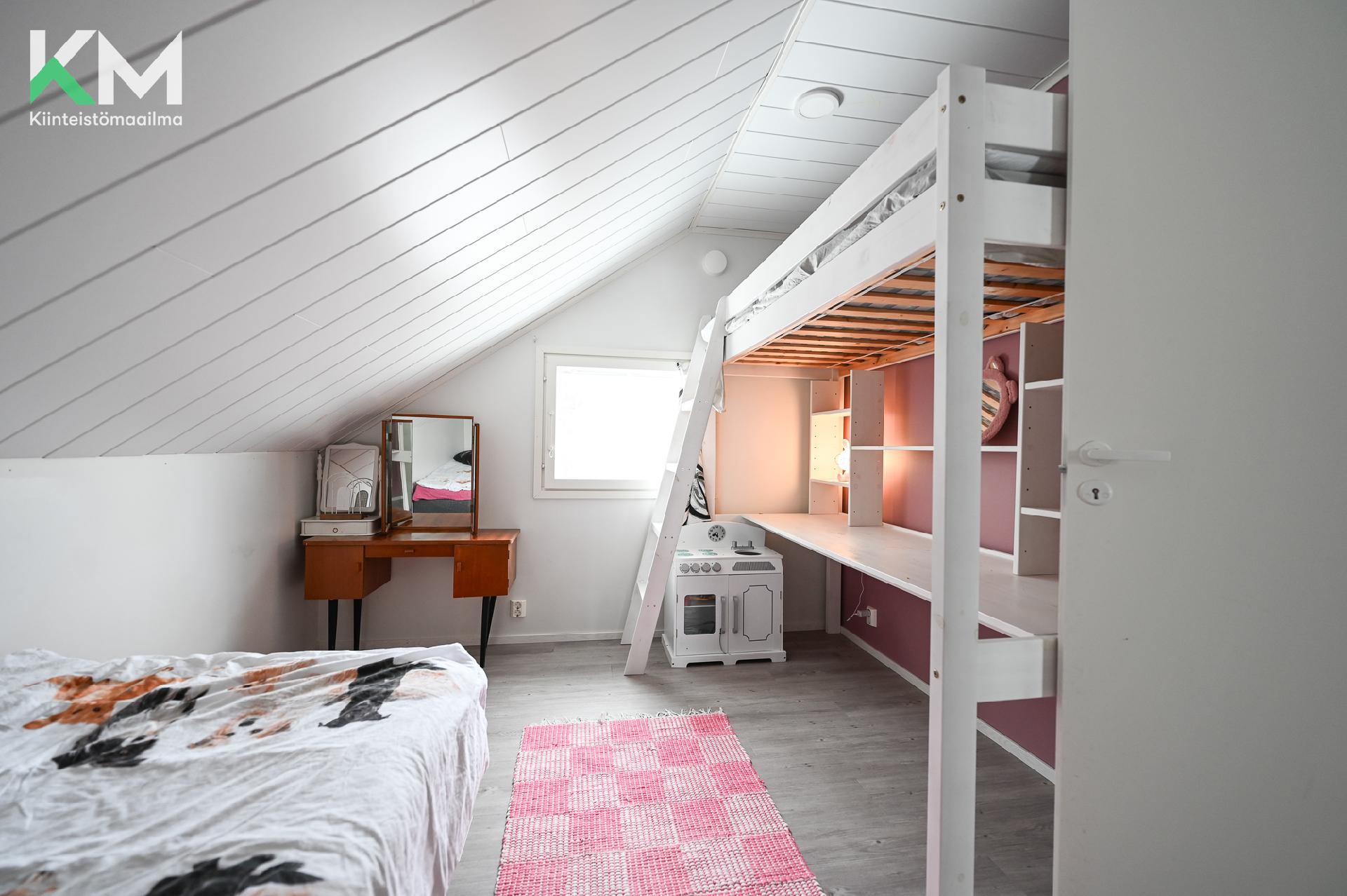 Lipastintie 148, Tuiskula, Kurikka