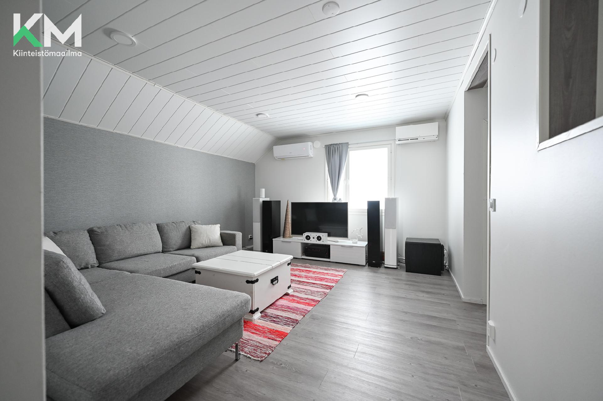 Lipastintie 148, Tuiskula, Kurikka