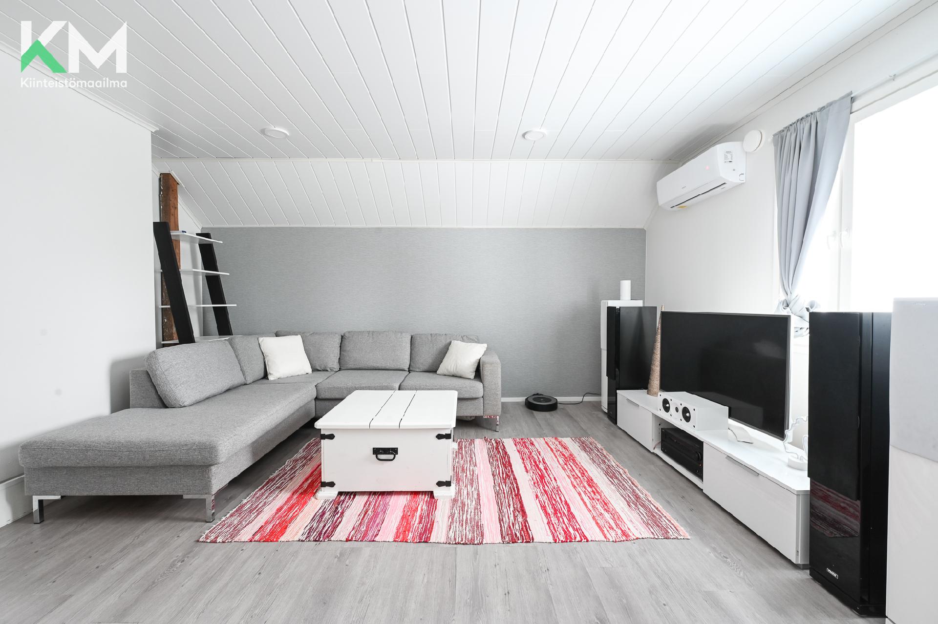 Lipastintie 148, Tuiskula, Kurikka