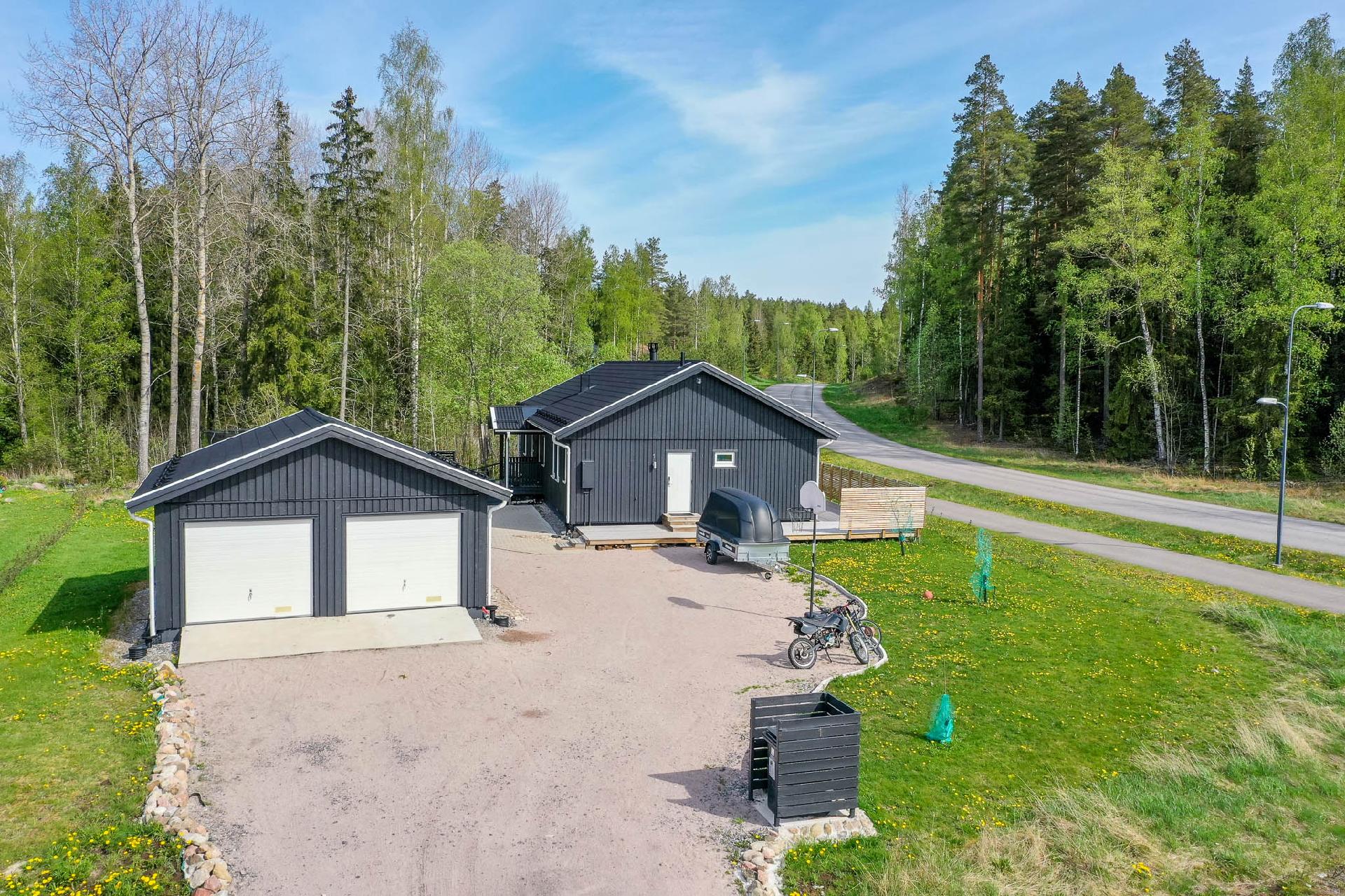 Tarinakuja 1, Vääkilä, Vihti