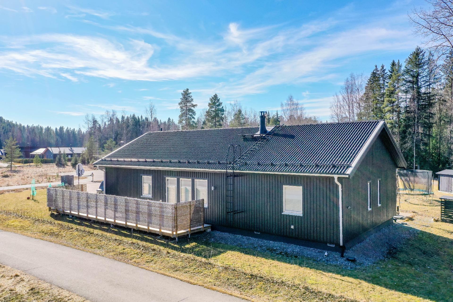 Tarinakuja 1, Vääkilä, Vihti