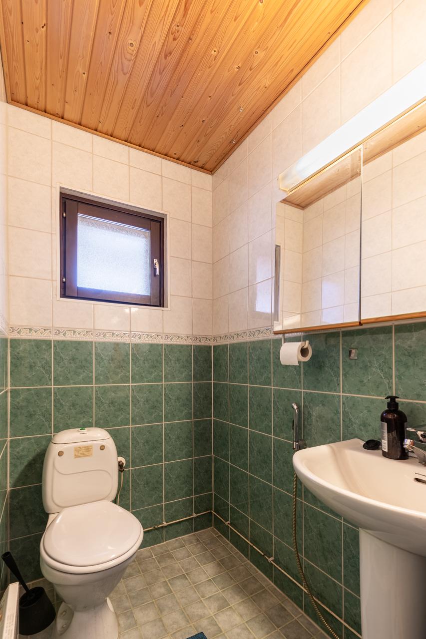 Kalkkivuorentie 25, Heikinlaakso, Helsinki