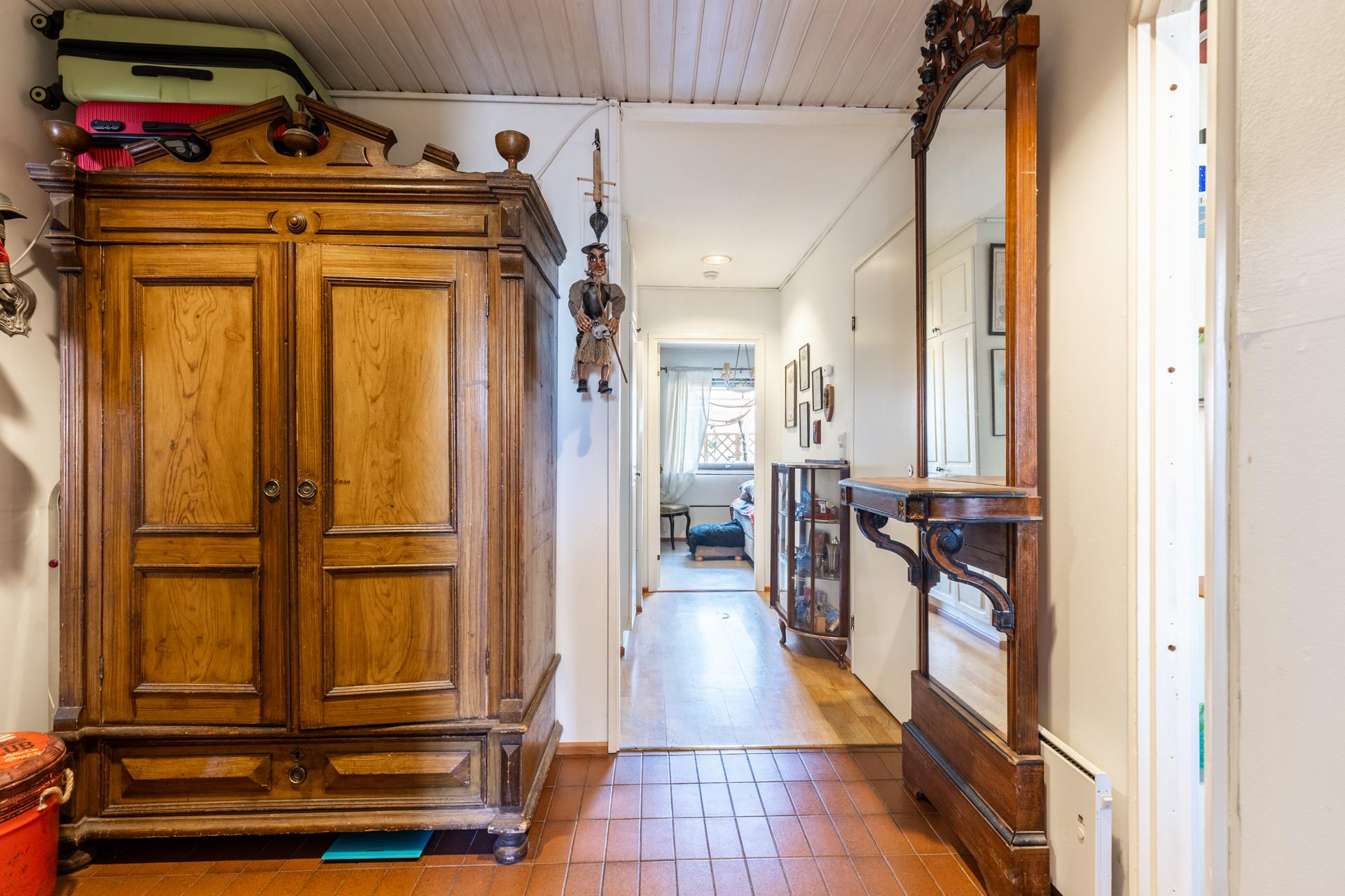 Kalkkivuorentie 25, Heikinlaakso, Helsinki