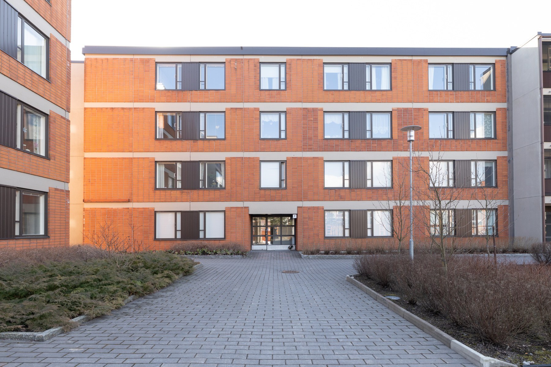 TERVETULOA Kauppakartanonkatu 22 F sisäänkäynti  sisäpihan puolelta