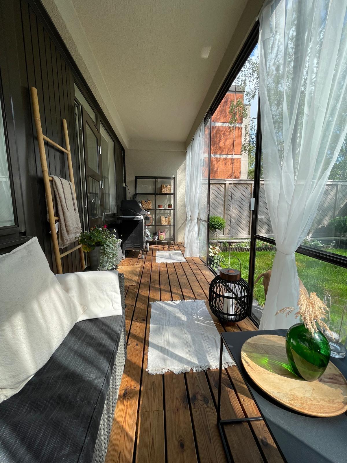 Terassi - Omistajan ottama kuva viime kesältä -25