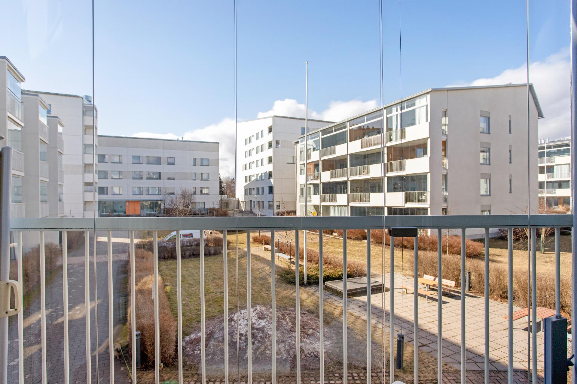 Luutnantinpolku 4, Malminkartano, Helsinki