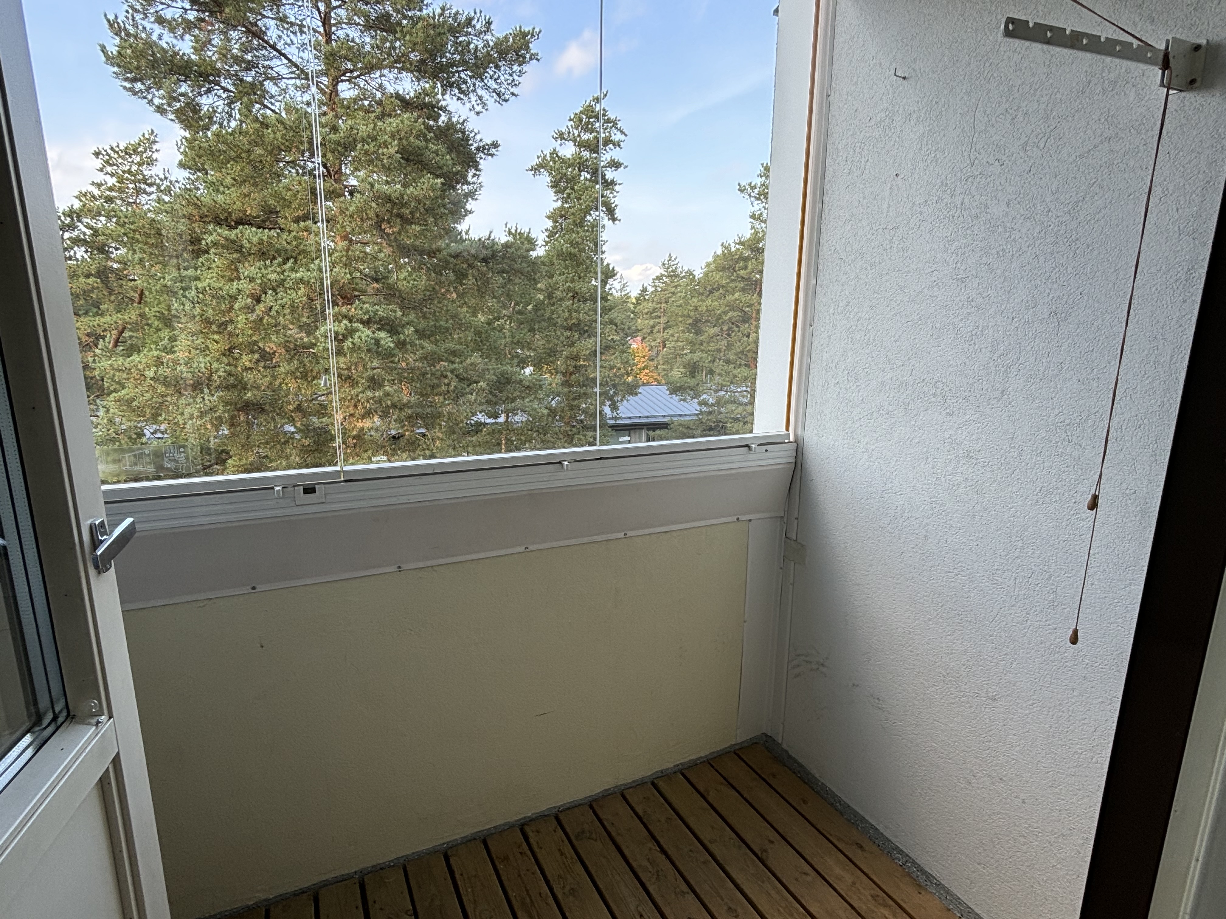 Tuulikinkatu 4, Hovila, Kotka