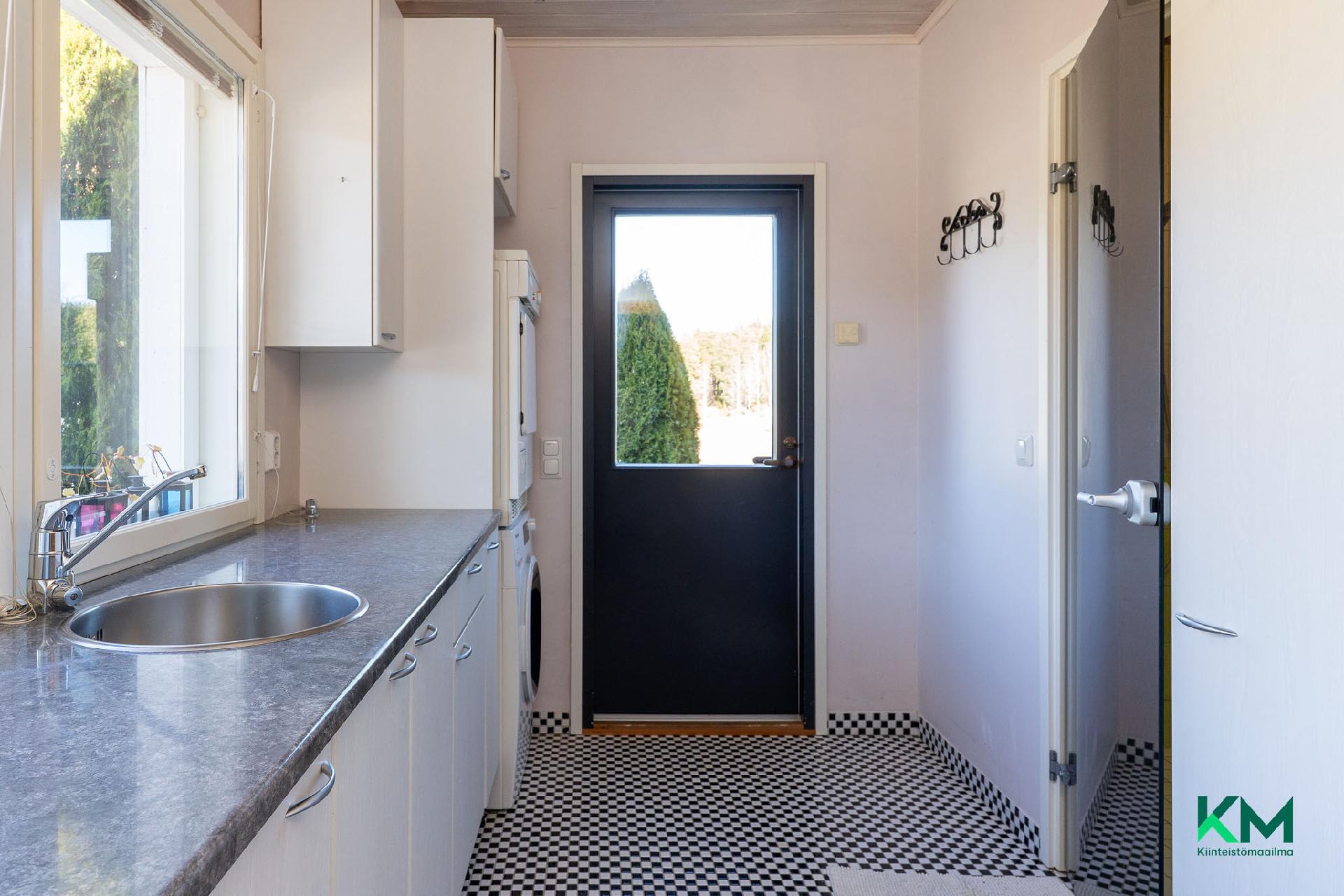 Majaalahdentie 279, Kangasala