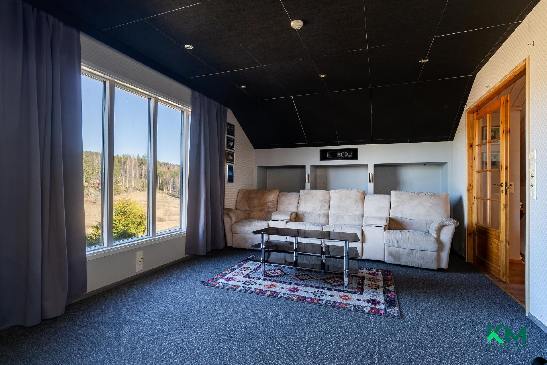 Majaalahdentie 279, Kangasala