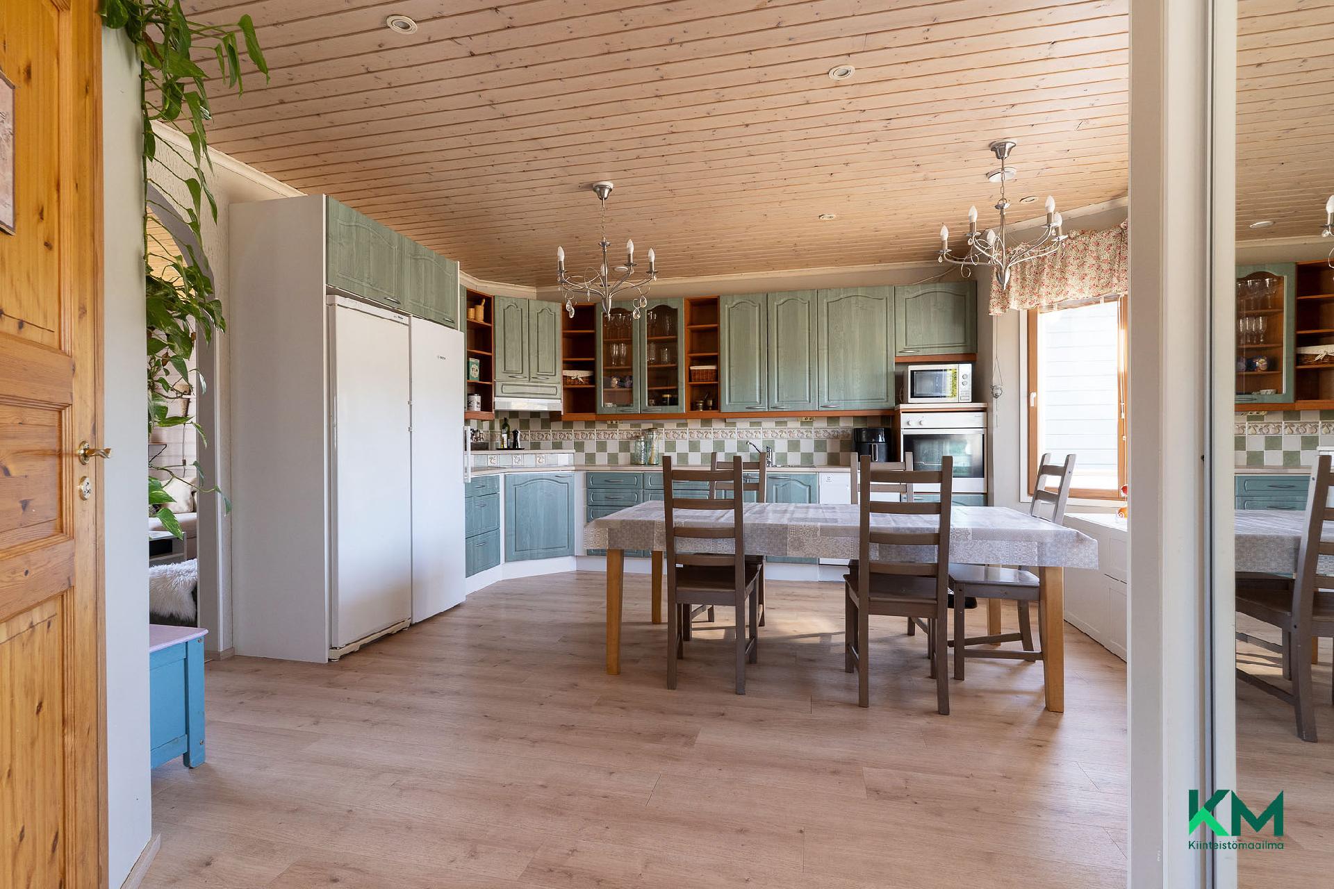 Majaalahdentie 279, Kangasala