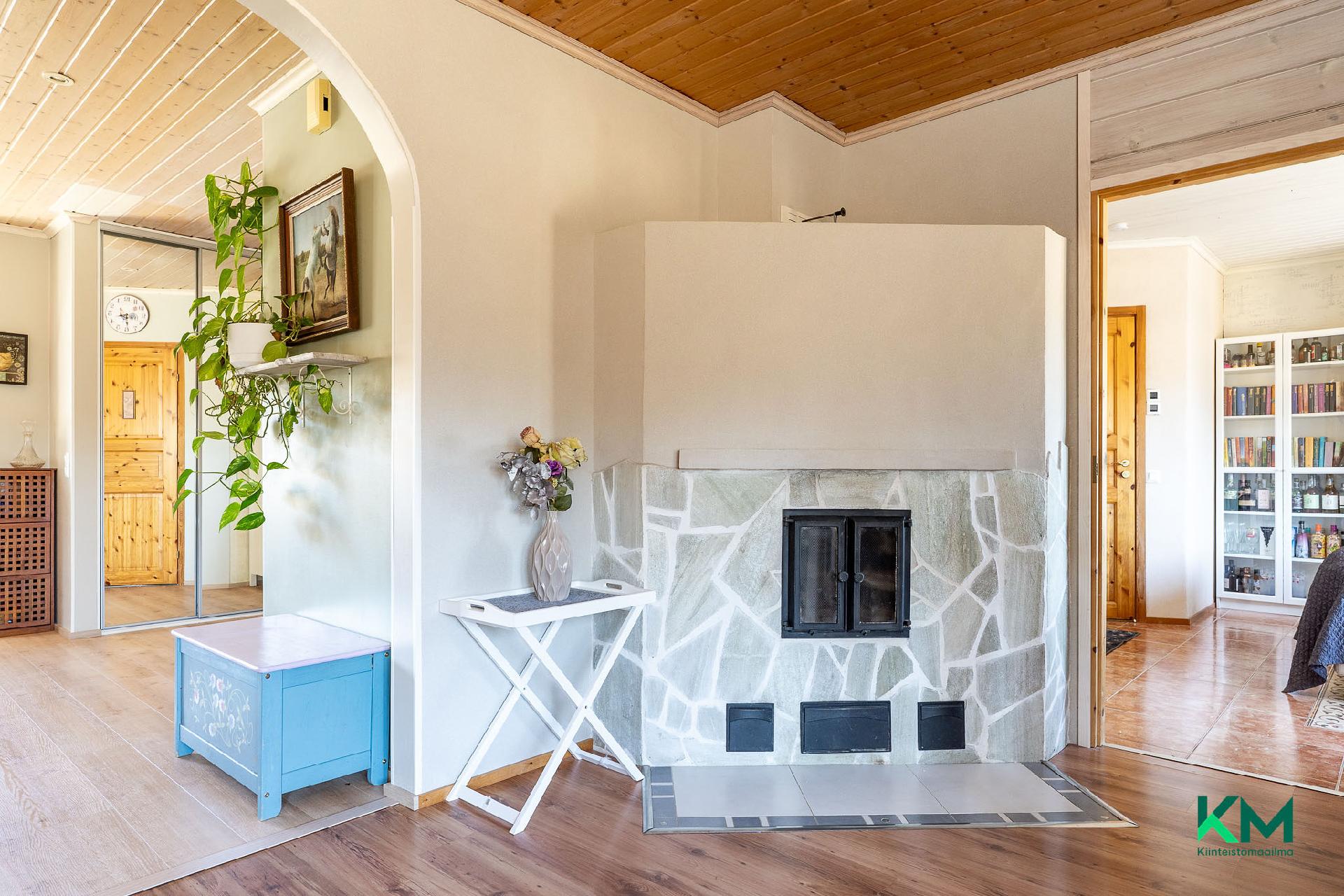 Majaalahdentie 279, Kangasala